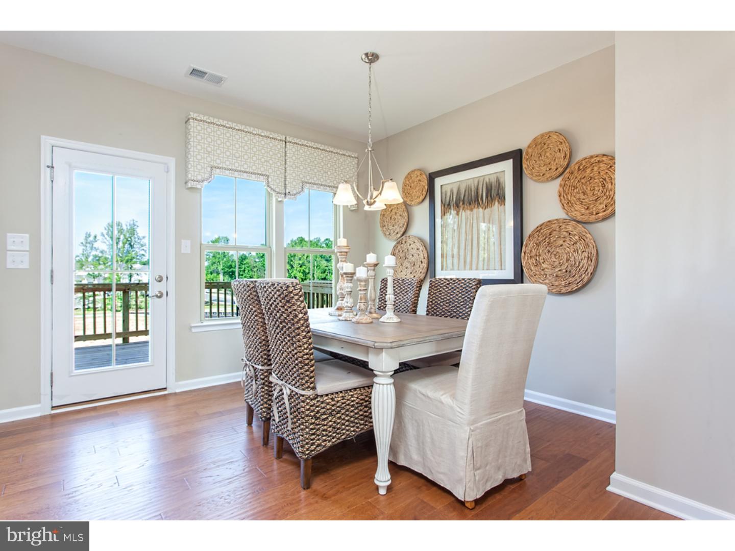 SINCLAIR SPRINGS - Residential