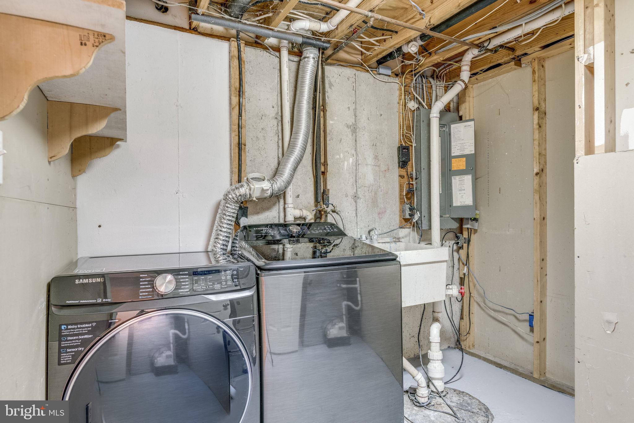 MONTEREY ESTATES - Residential