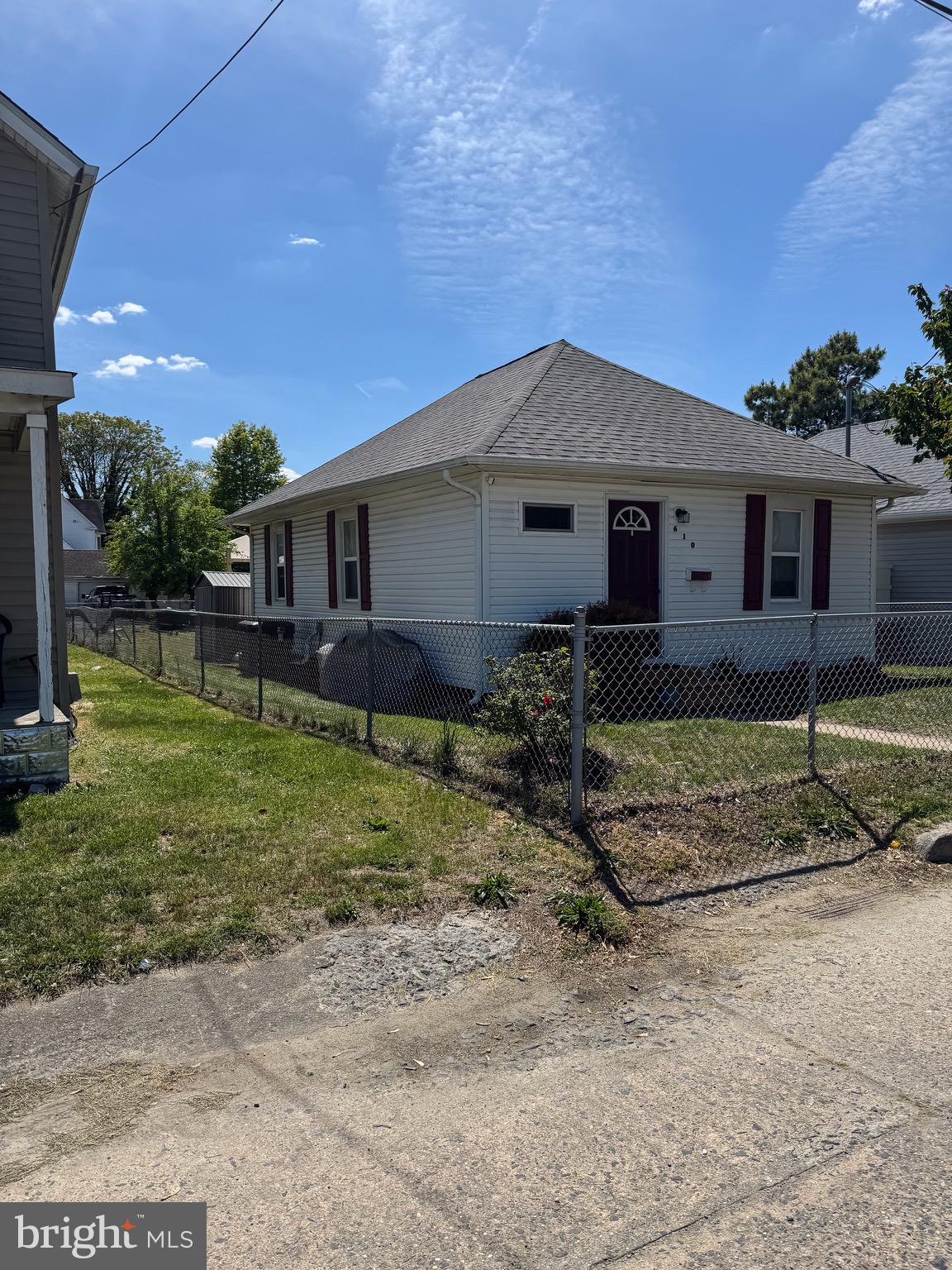 DENTON AREA - Residential