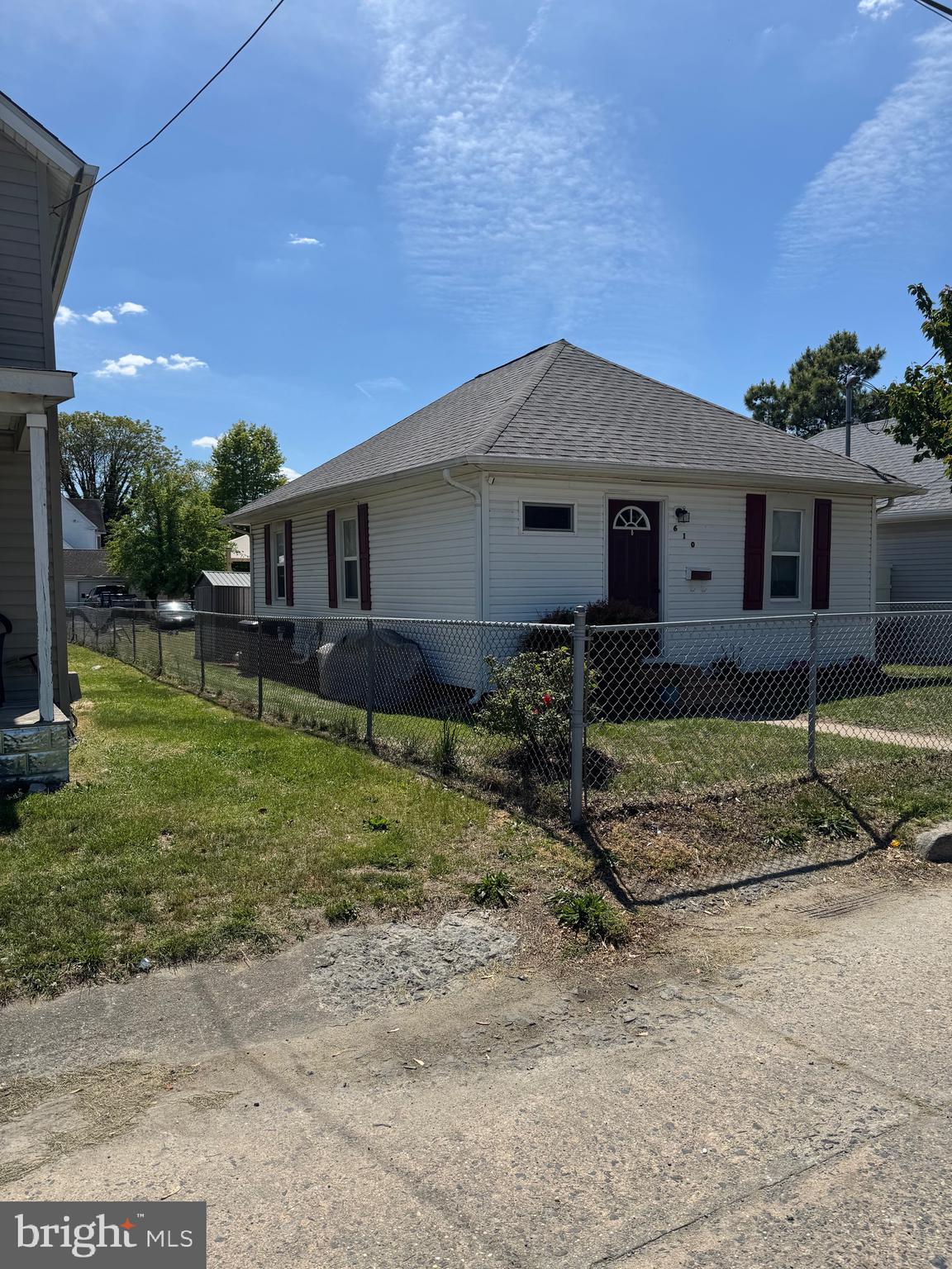 DENTON AREA - Residential