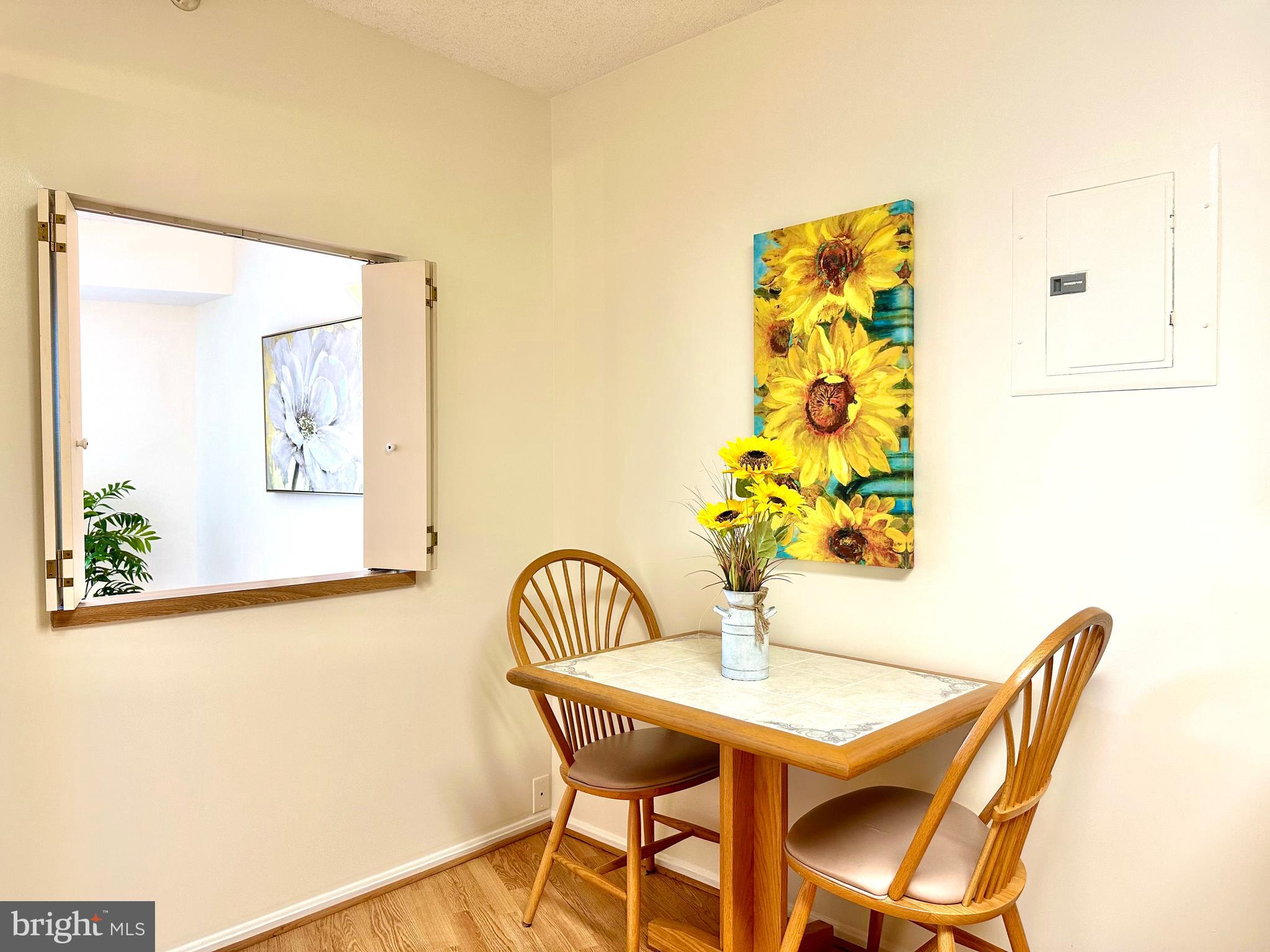 LEISURE WORLD - Residential