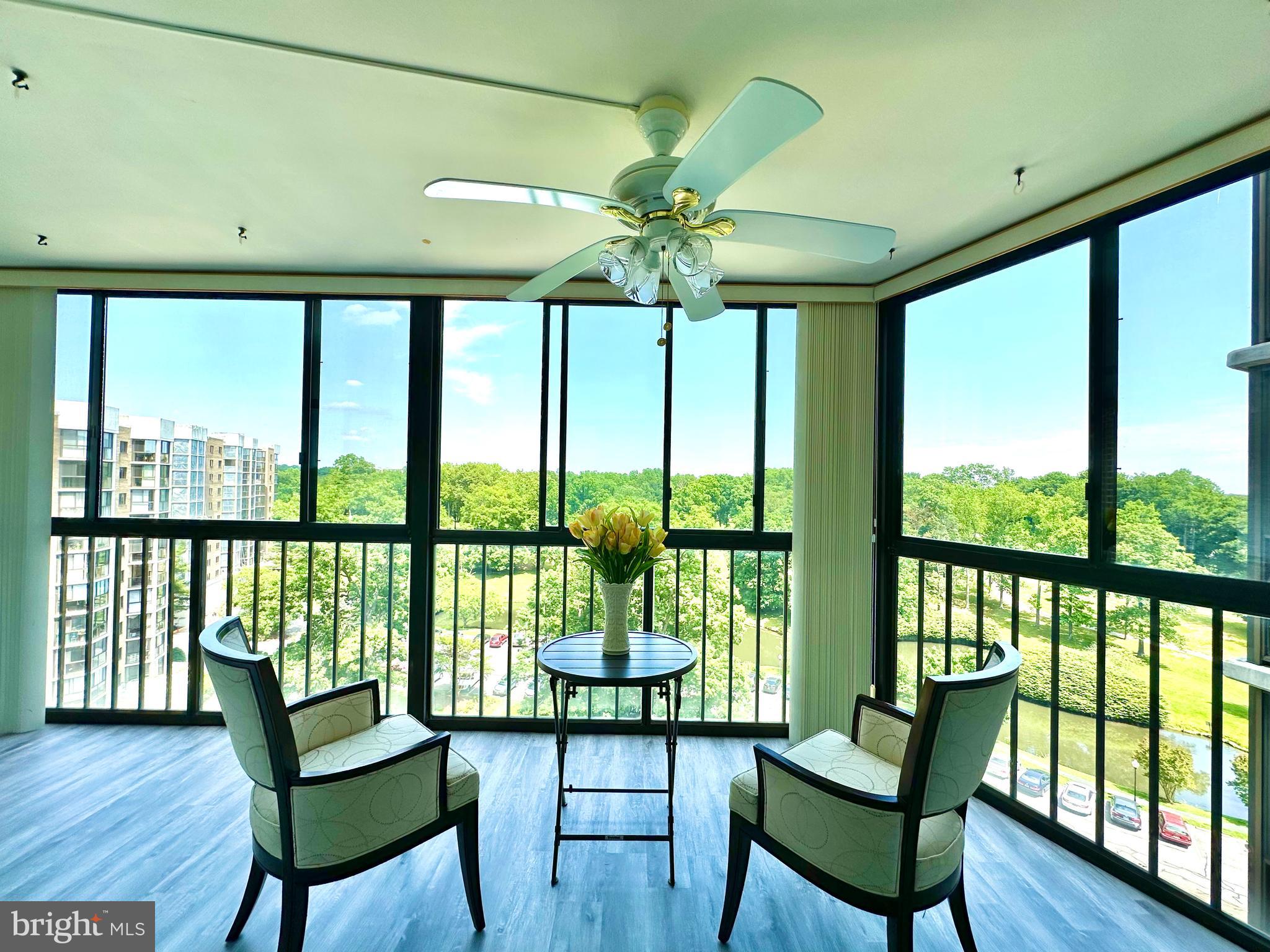 LEISURE WORLD - Residential