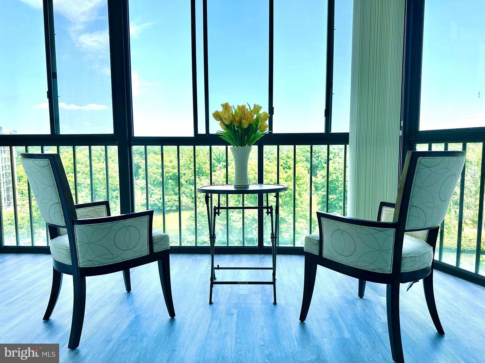 LEISURE WORLD - Residential