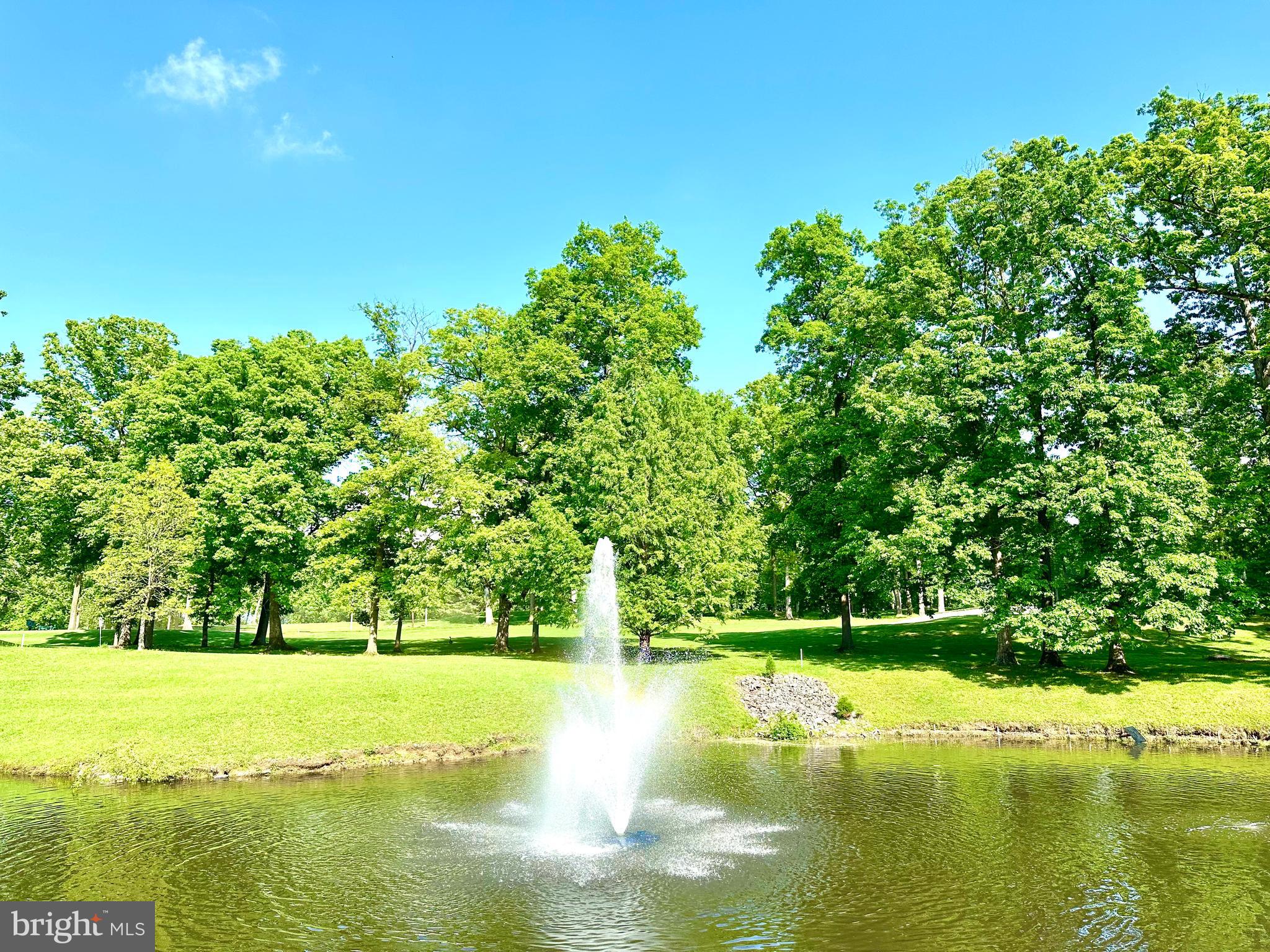 LEISURE WORLD - Residential