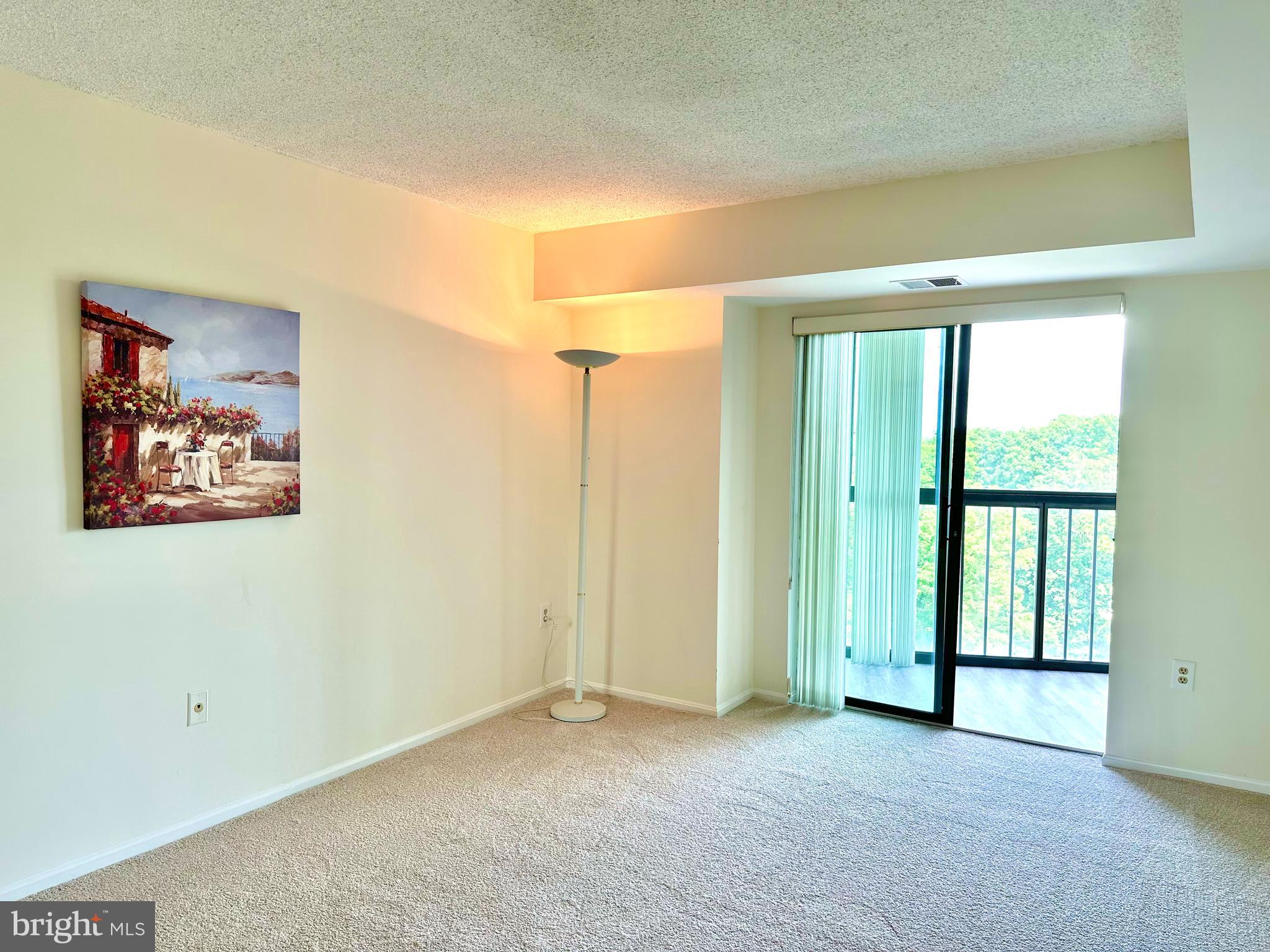 LEISURE WORLD - Residential