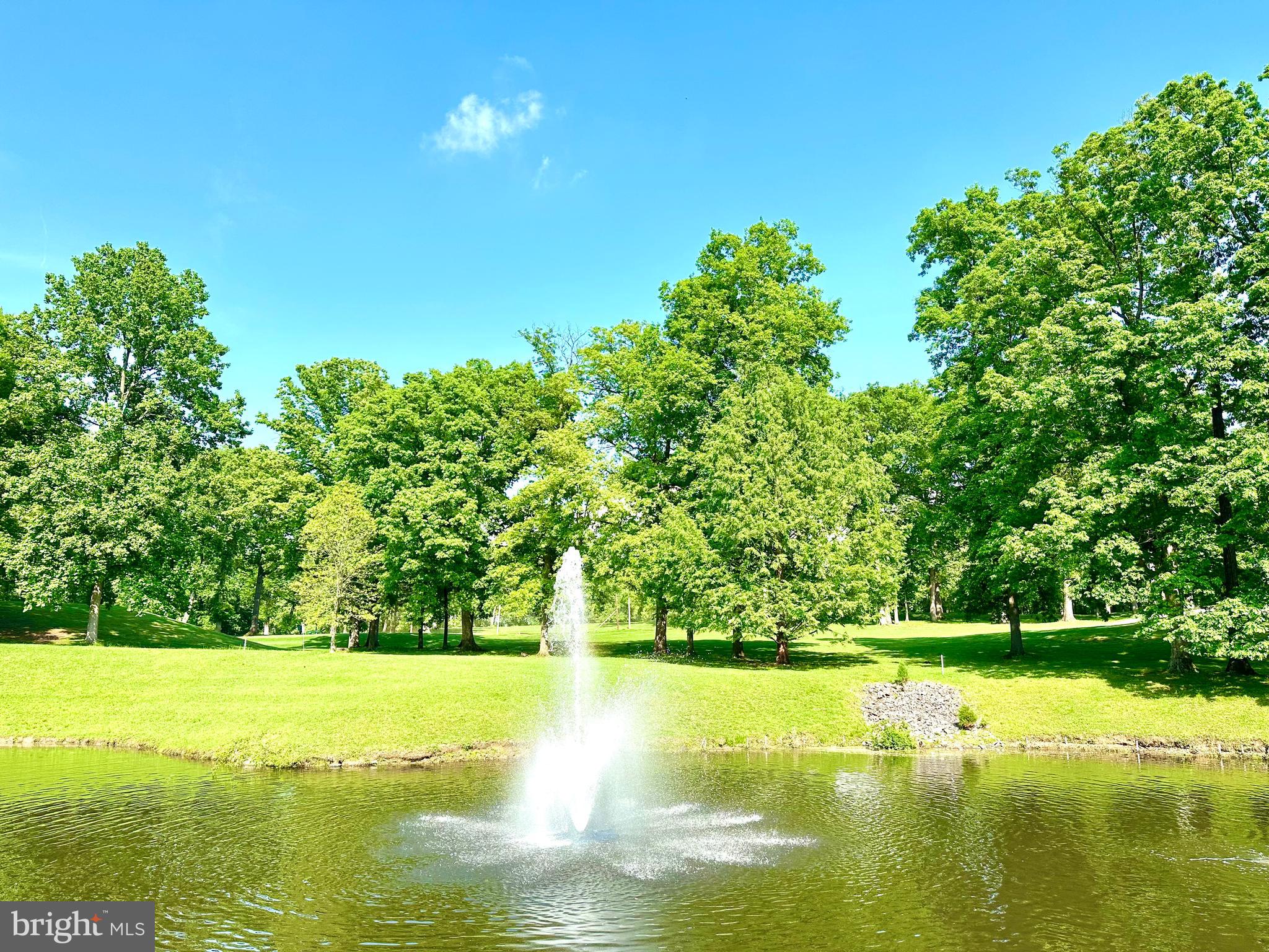 LEISURE WORLD - Residential