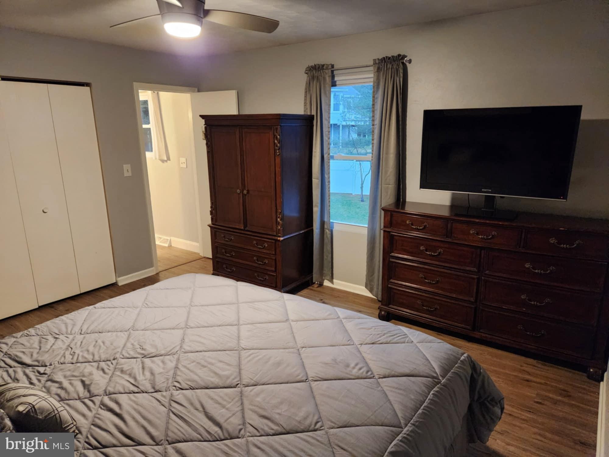 HALL ESTATES - Residential