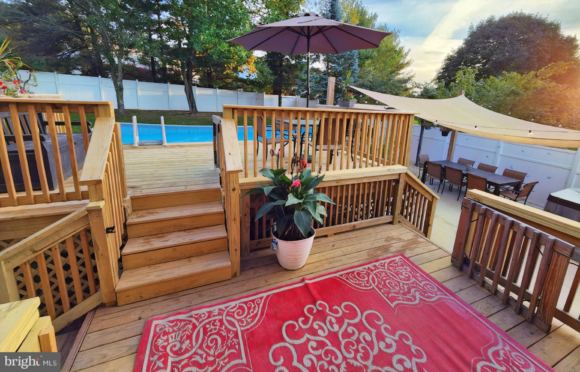 HALL ESTATES - Residential