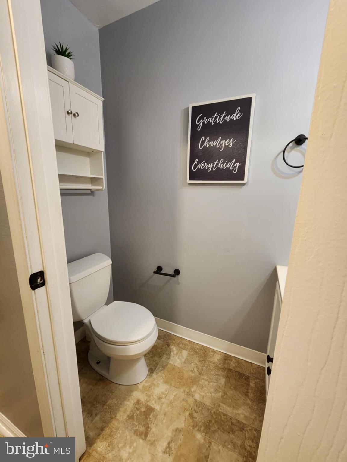 HALL ESTATES - Residential