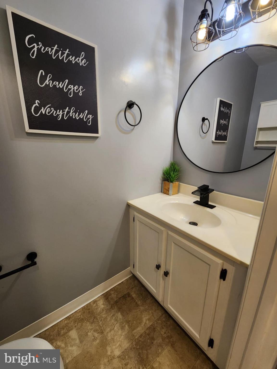 HALL ESTATES - Residential