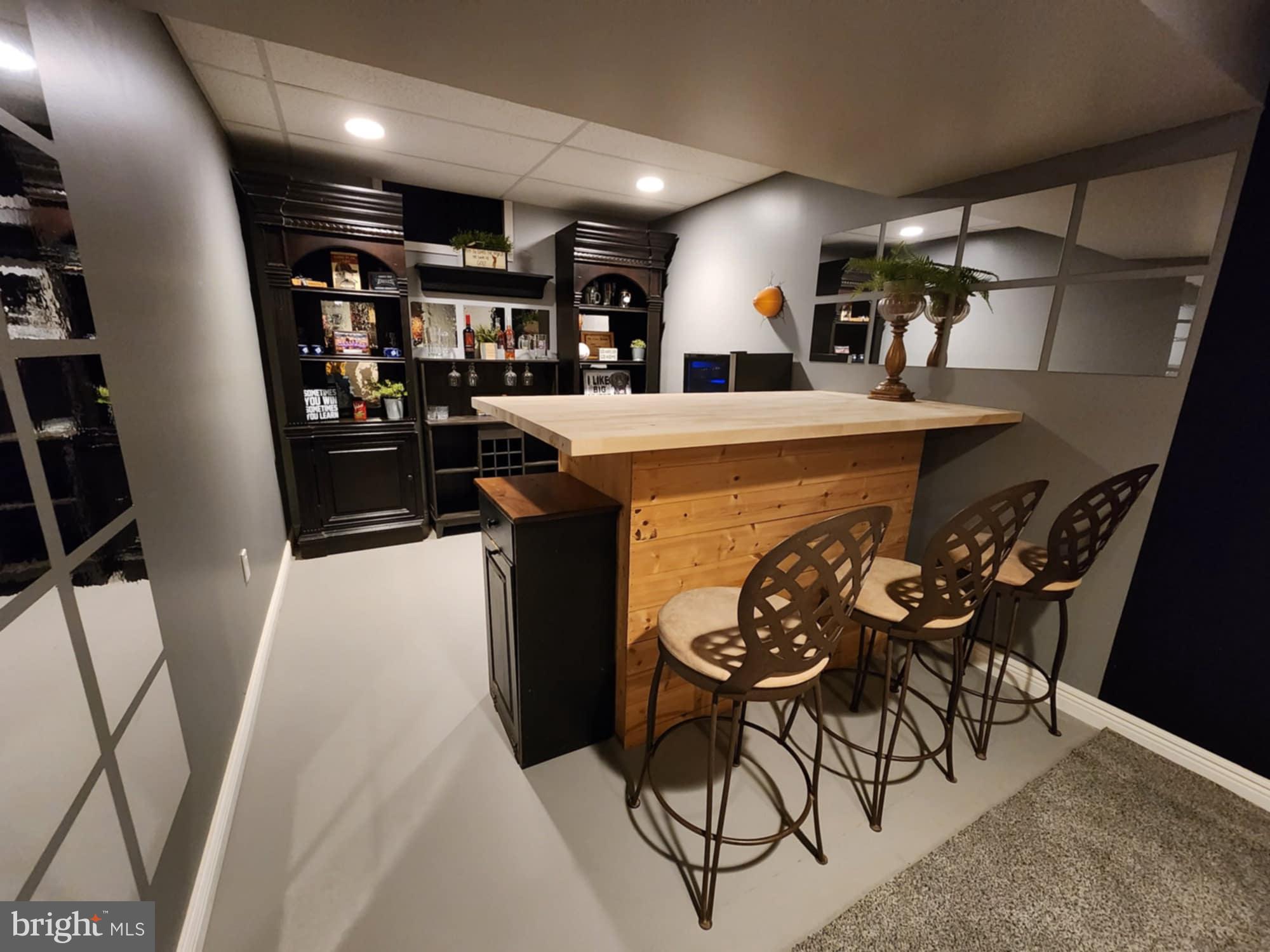 HALL ESTATES - Residential