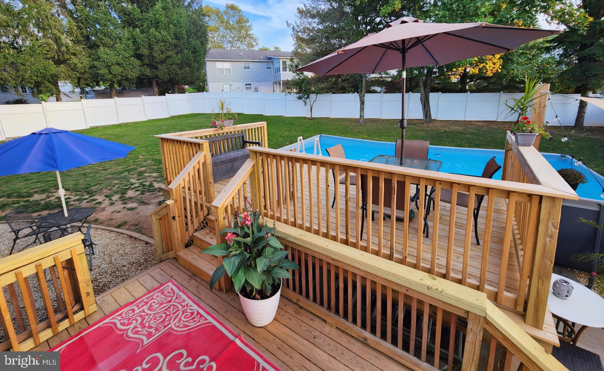 HALL ESTATES - Residential