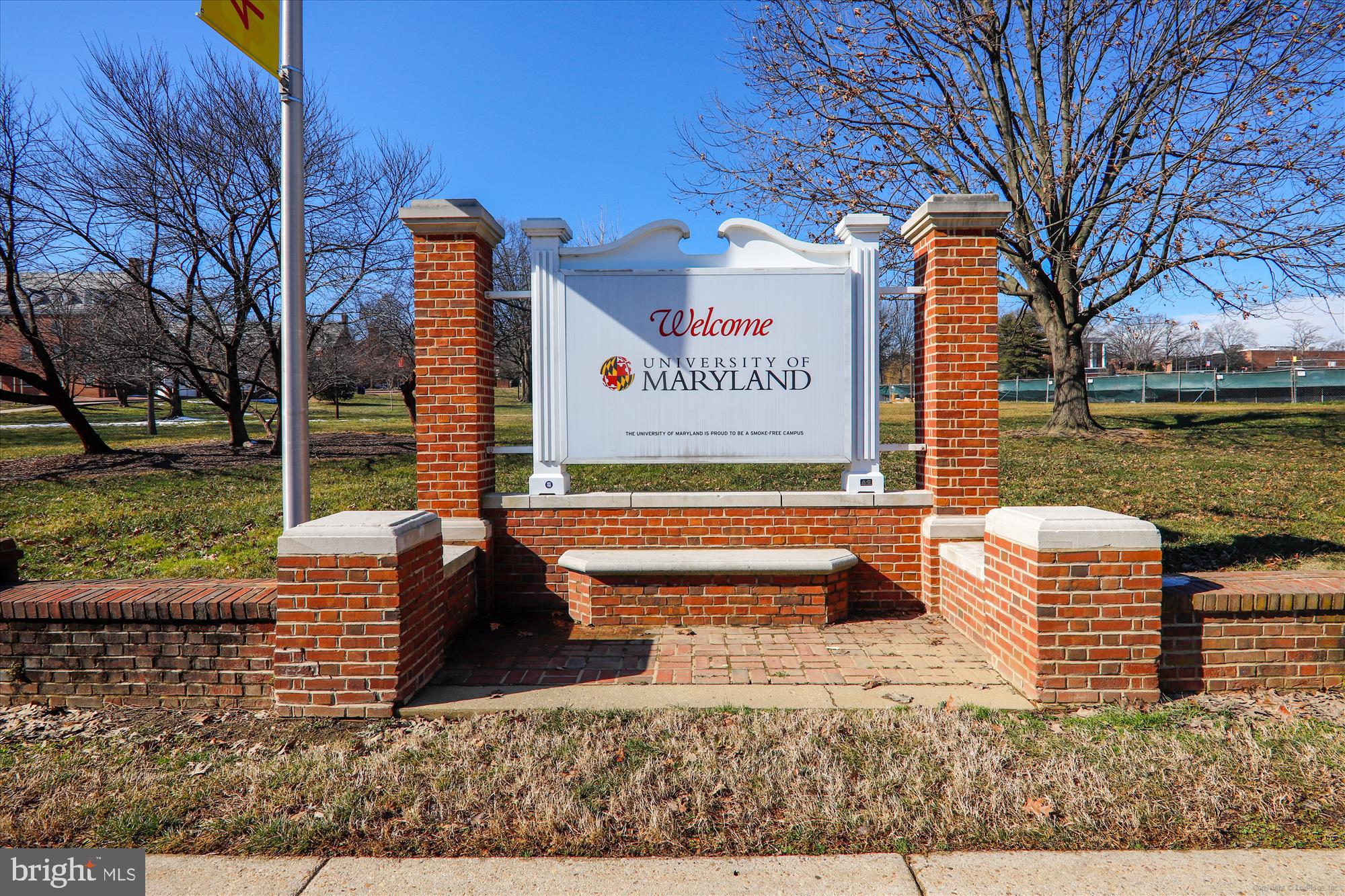 RIVERDALE PARK - Residential