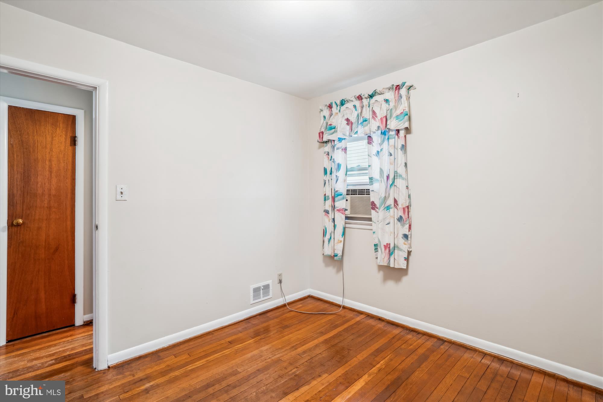 RIVERDALE PARK - Residential