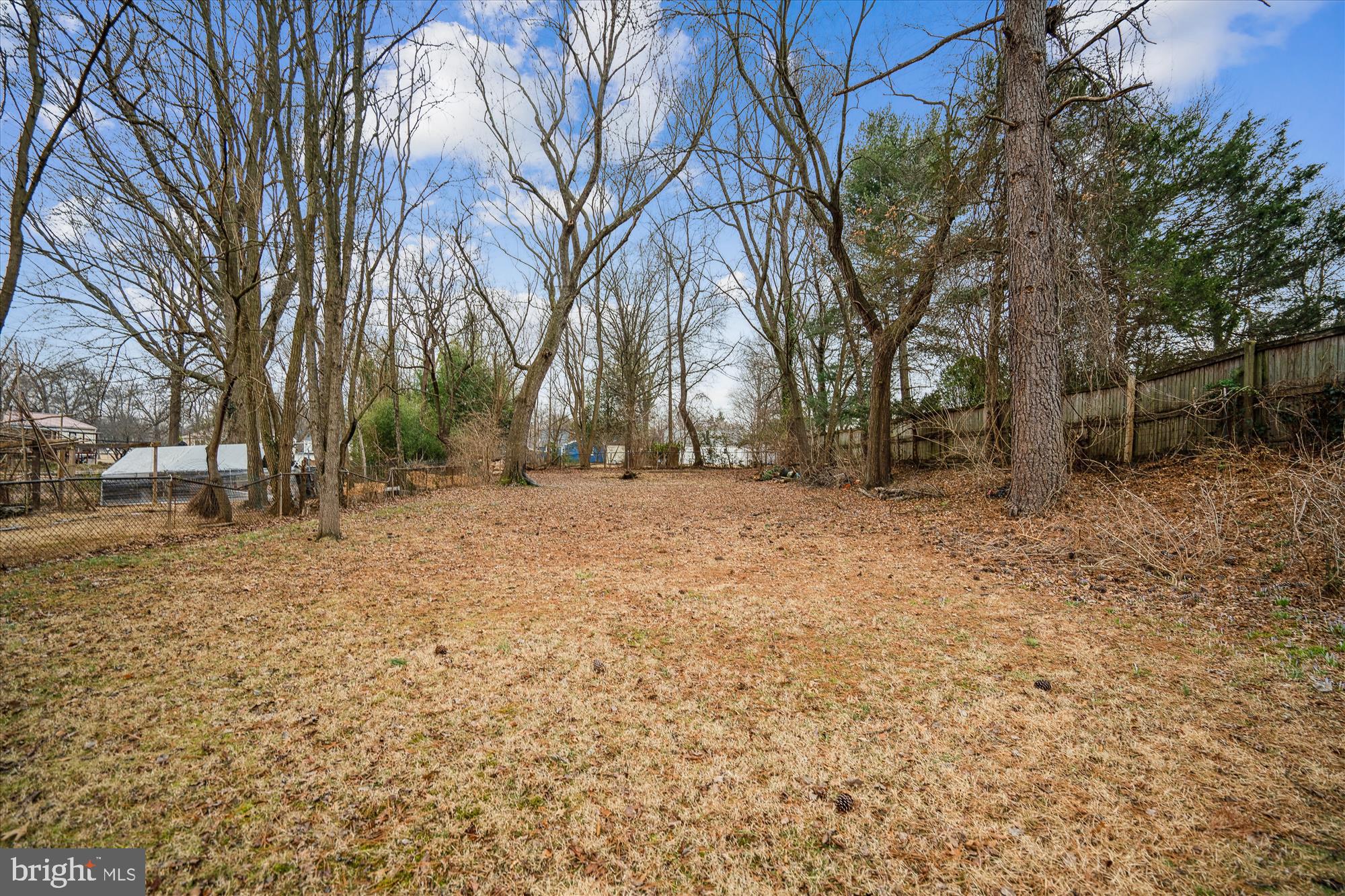 RIVERDALE PARK - Residential