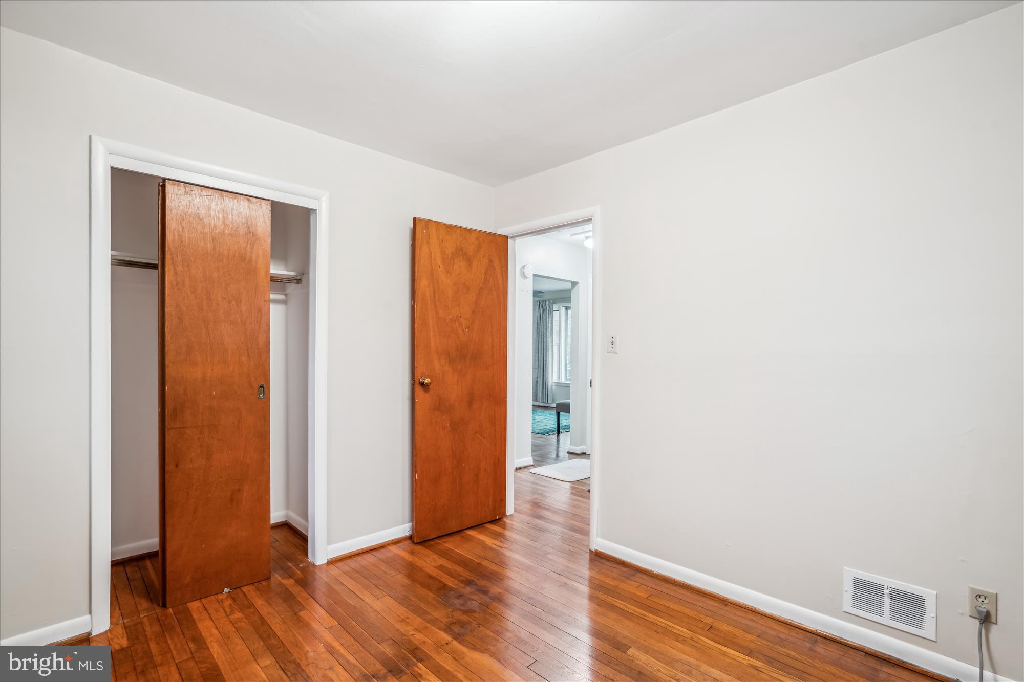 RIVERDALE PARK - Residential