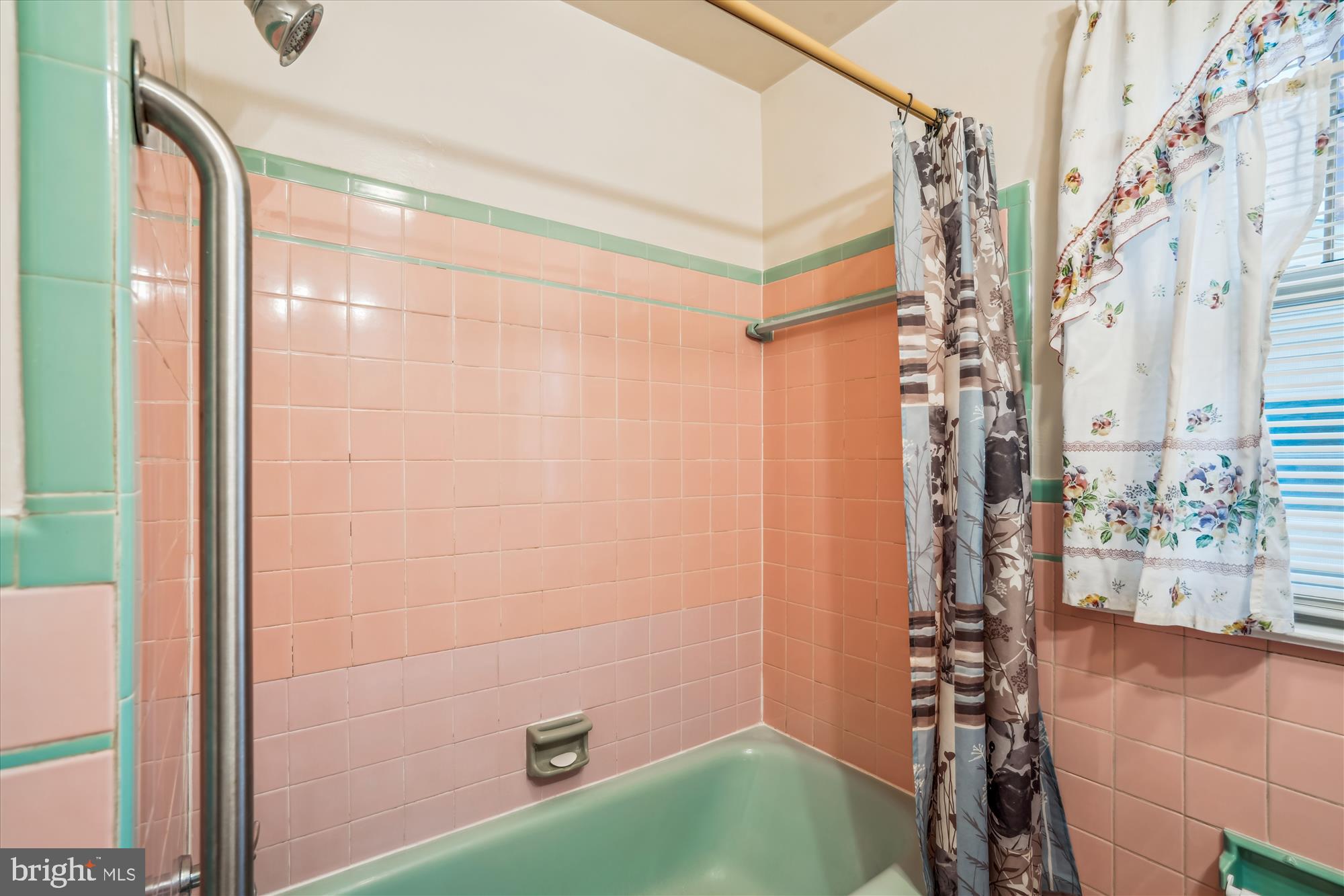 RIVERDALE PARK - Residential