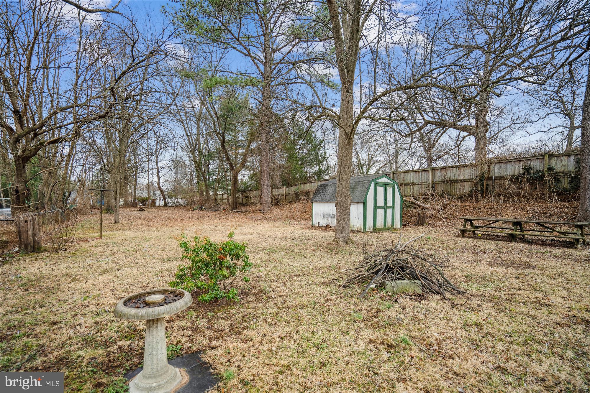 RIVERDALE PARK - Residential