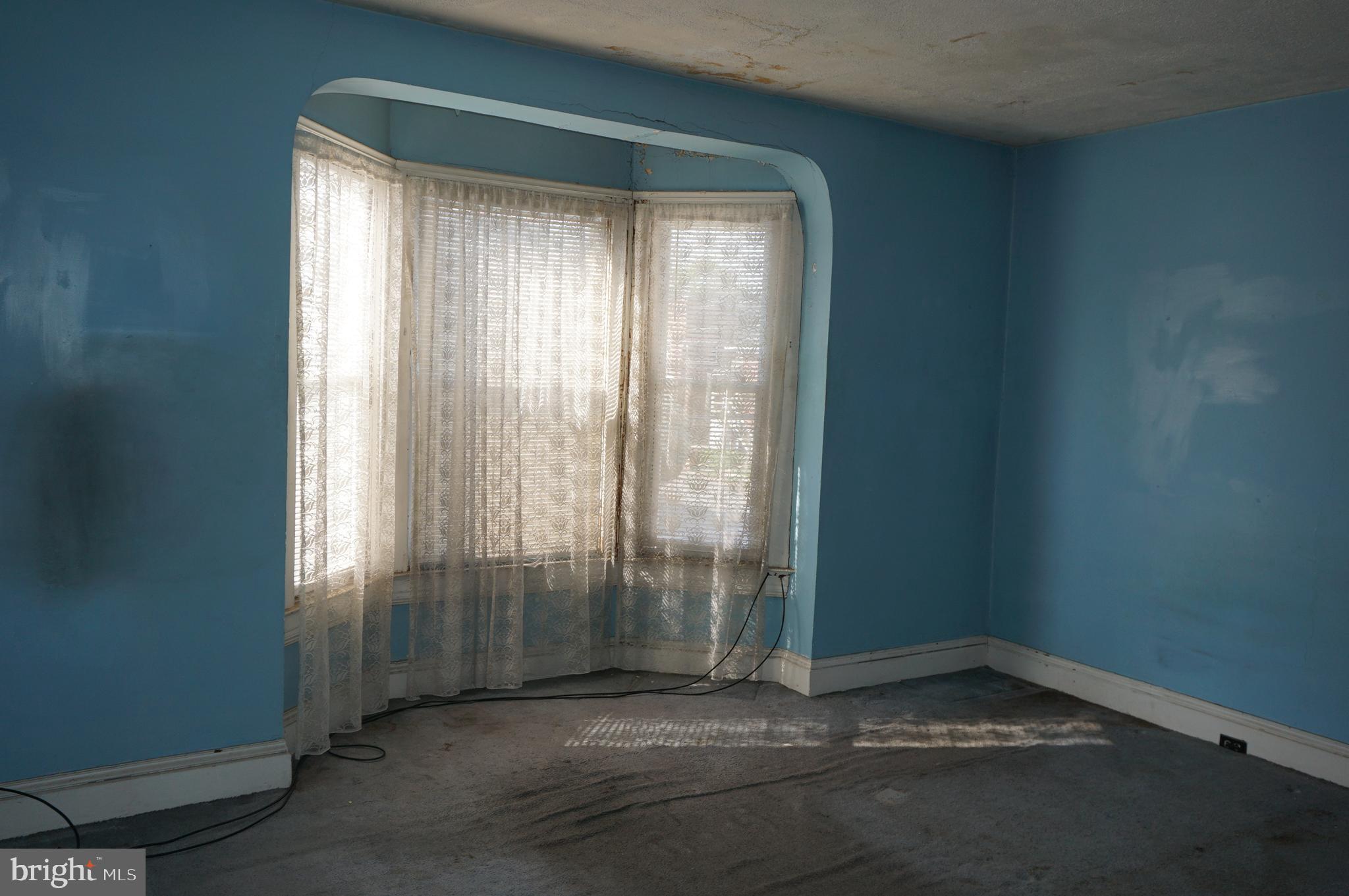 WARD 08 - Residential