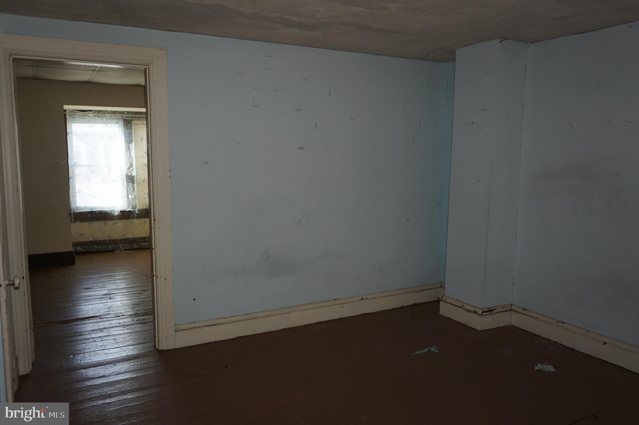 WARD 08 - Residential