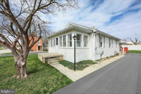 6016 BALTIMORE PIKE LITTLESTOWN PA 17340