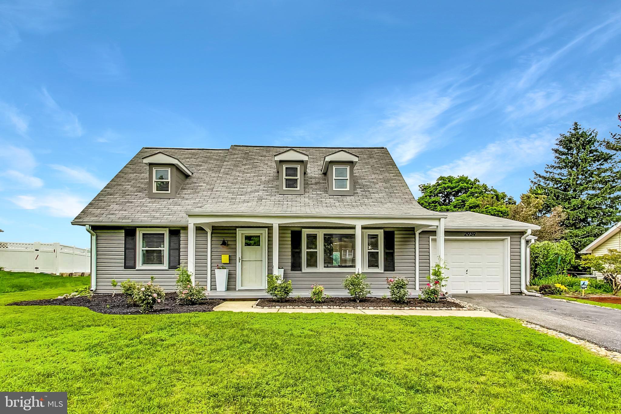 TULIP GROVE - Residential