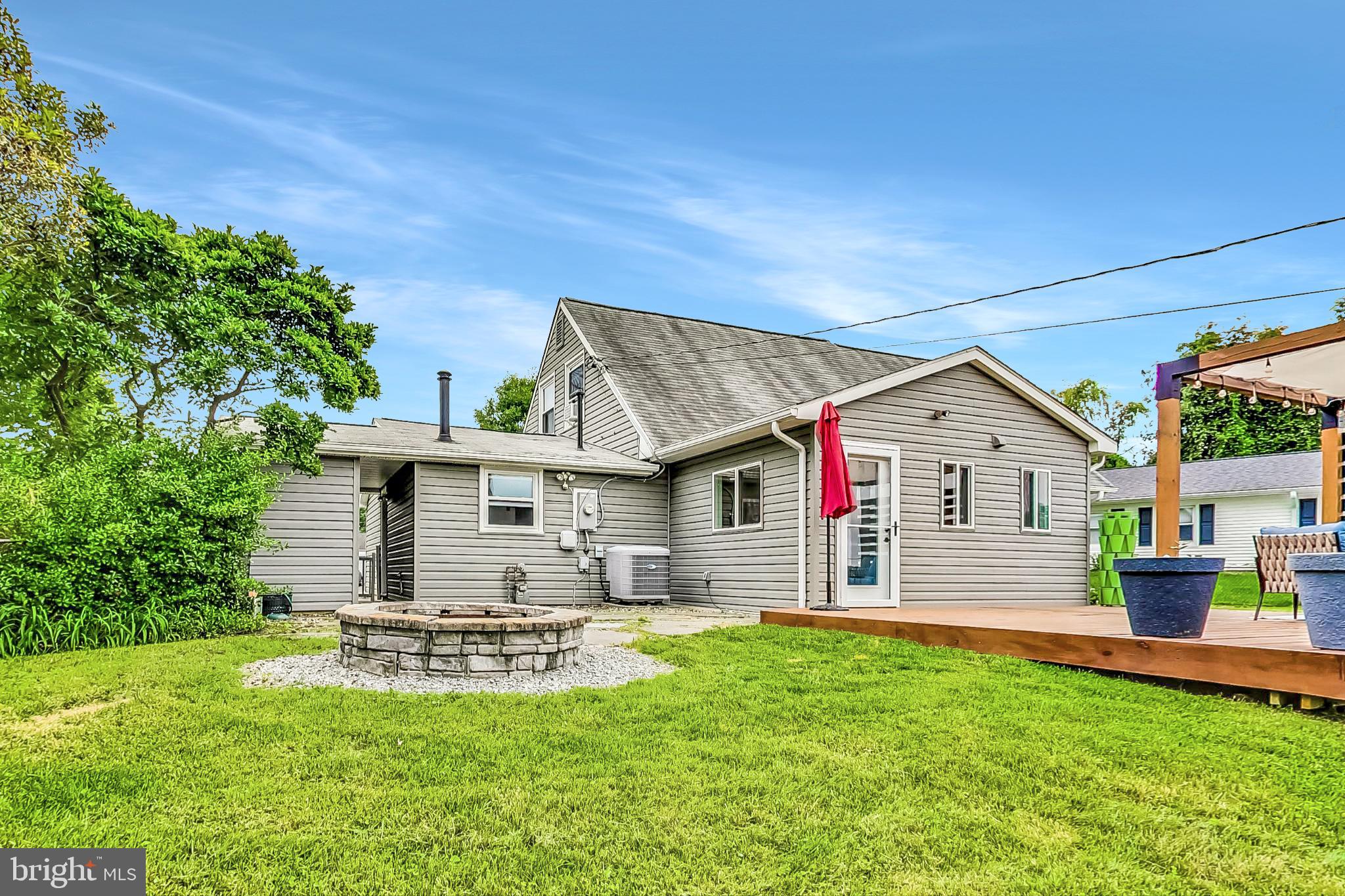 TULIP GROVE - Residential