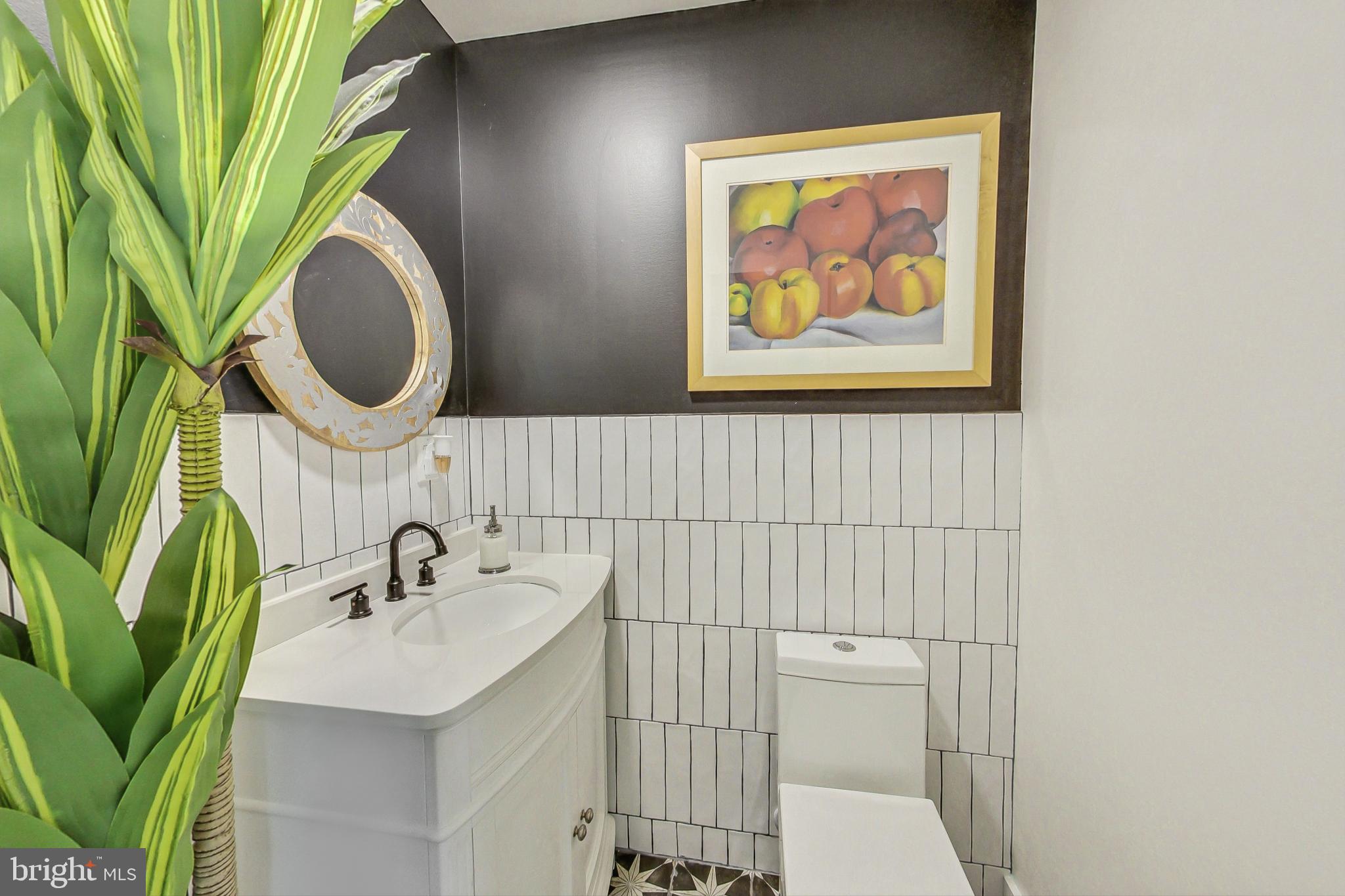 TULIP GROVE - Residential