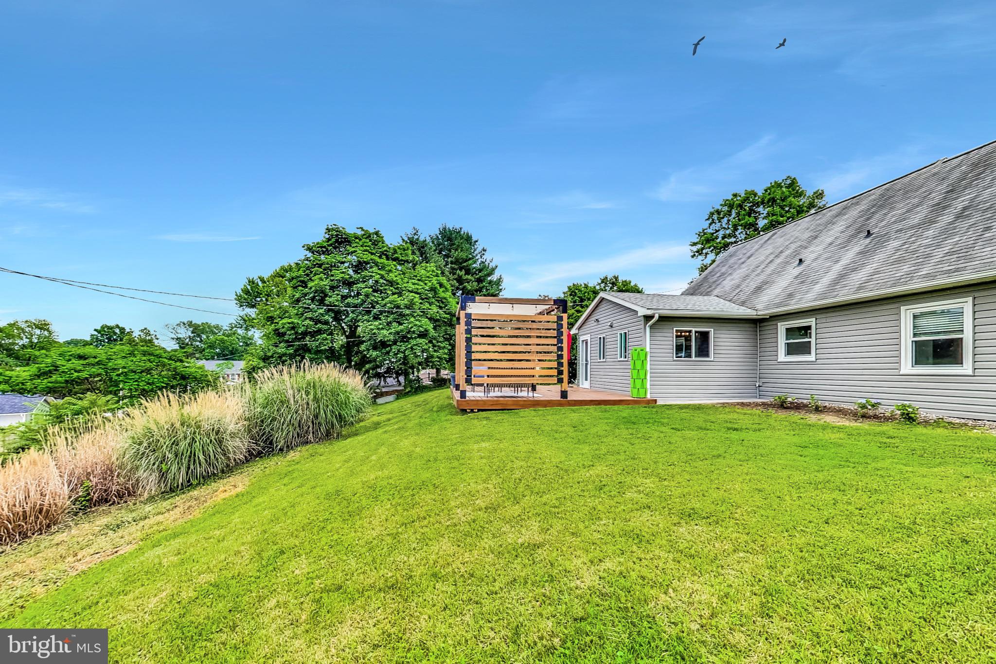 TULIP GROVE - Residential