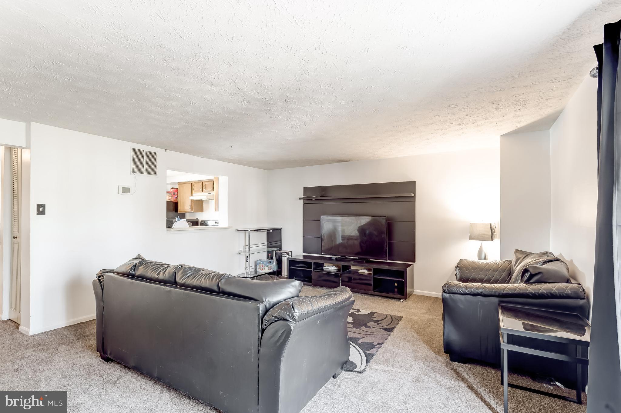 WOODBRIDGE CENTER - Residential