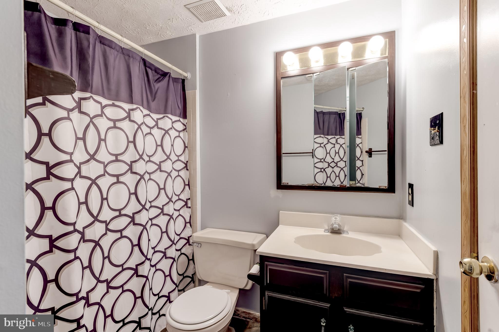 WOODBRIDGE CENTER - Residential