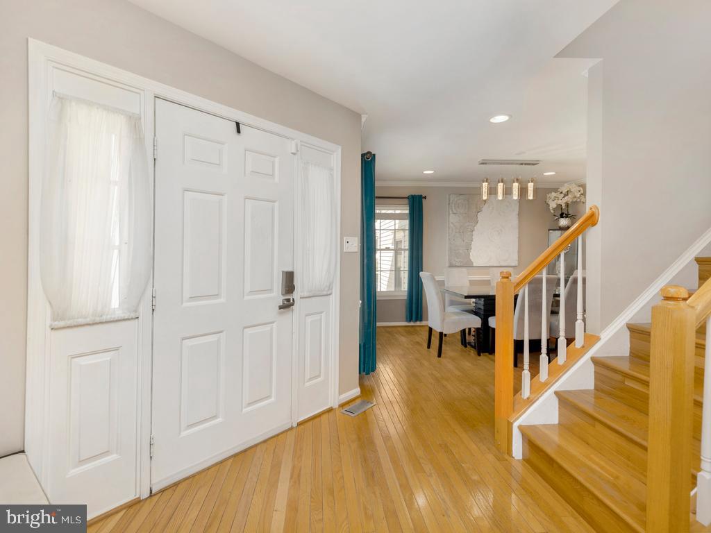 KINGSTOWNE - Residential