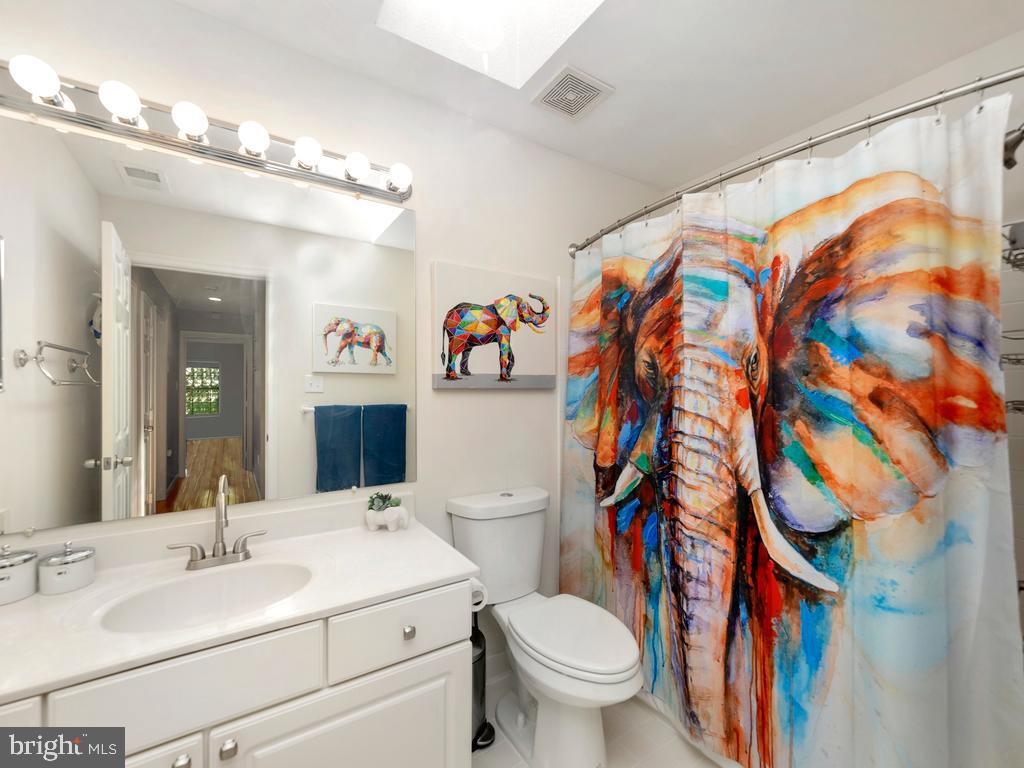 KINGSTOWNE - Residential