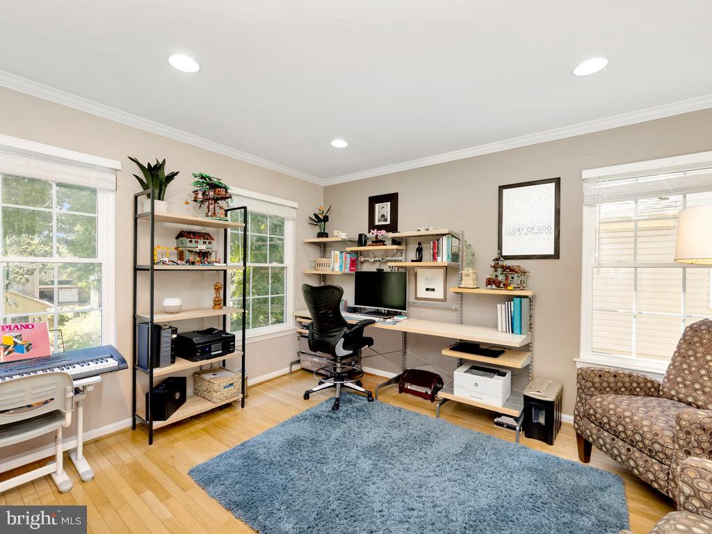 KINGSTOWNE - Residential