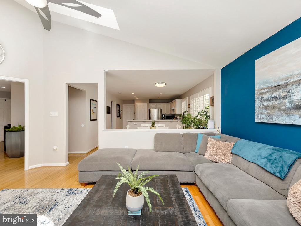 KINGSTOWNE - Residential