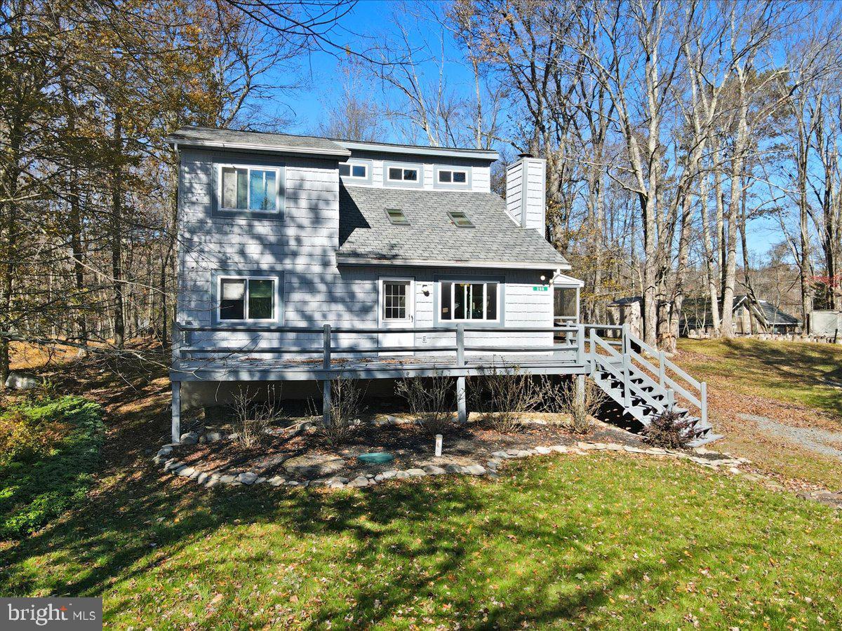 ARROWHEAD LAKE - Residential