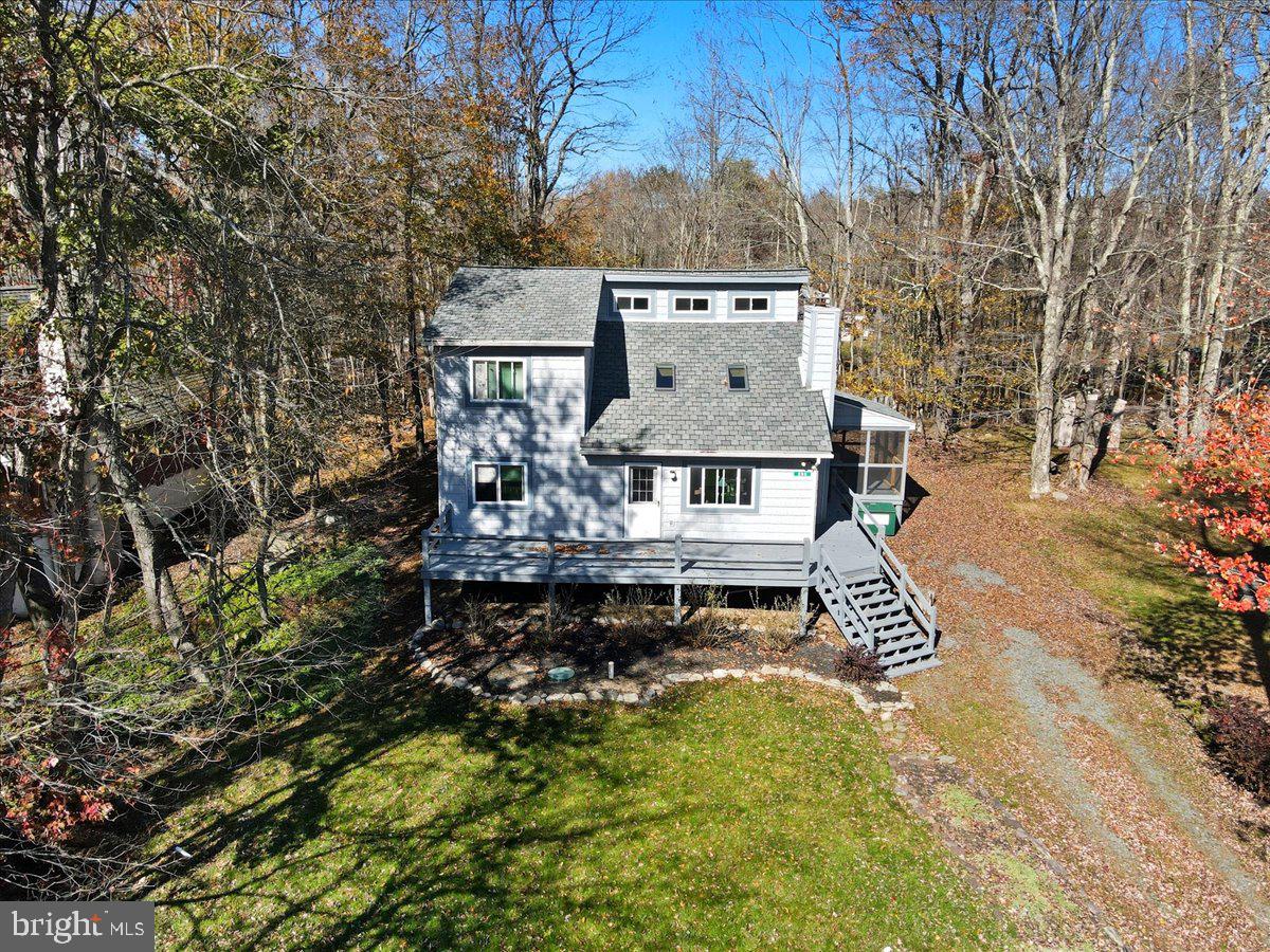 ARROWHEAD LAKE - Residential