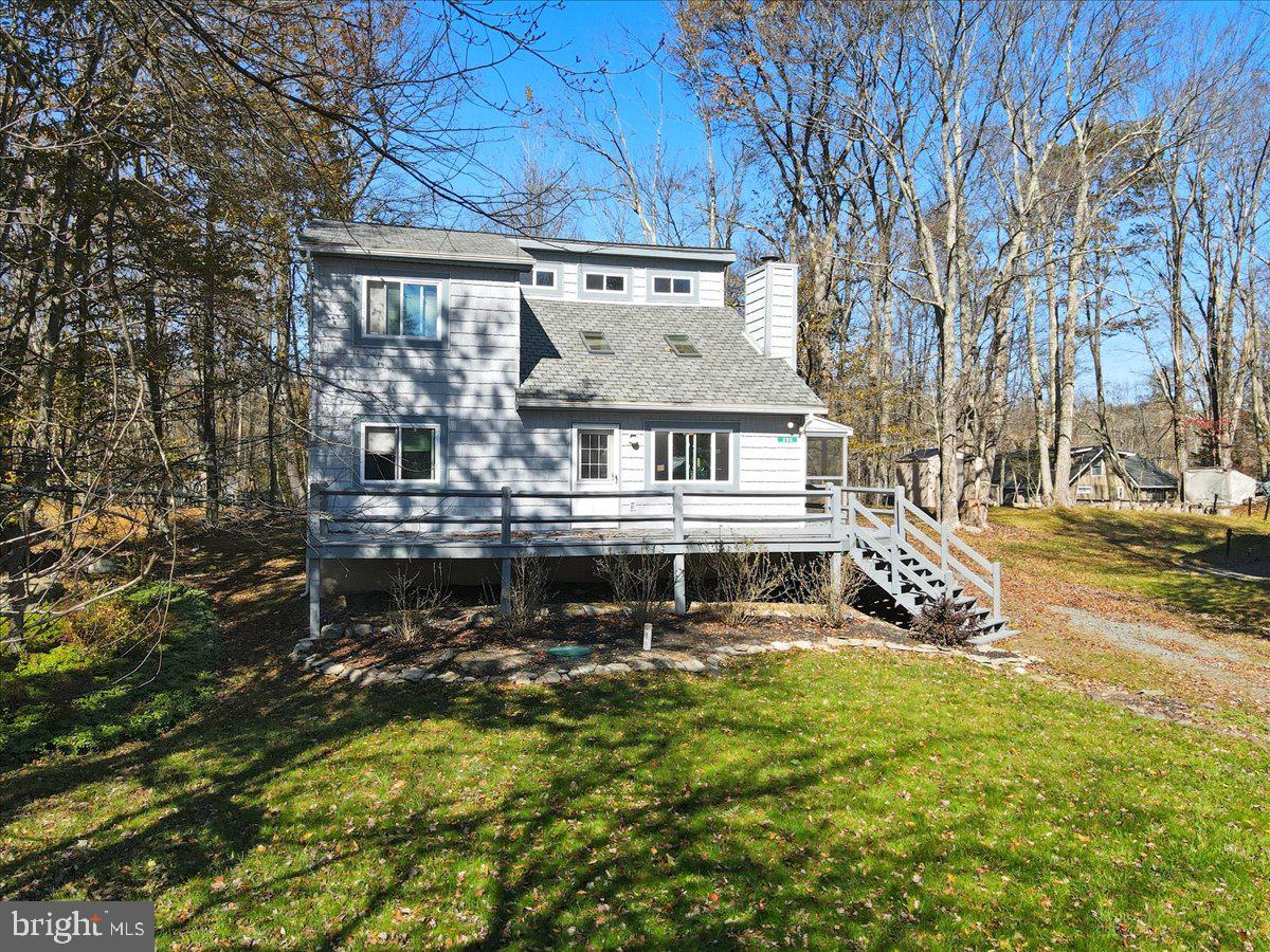 ARROWHEAD LAKE - Residential