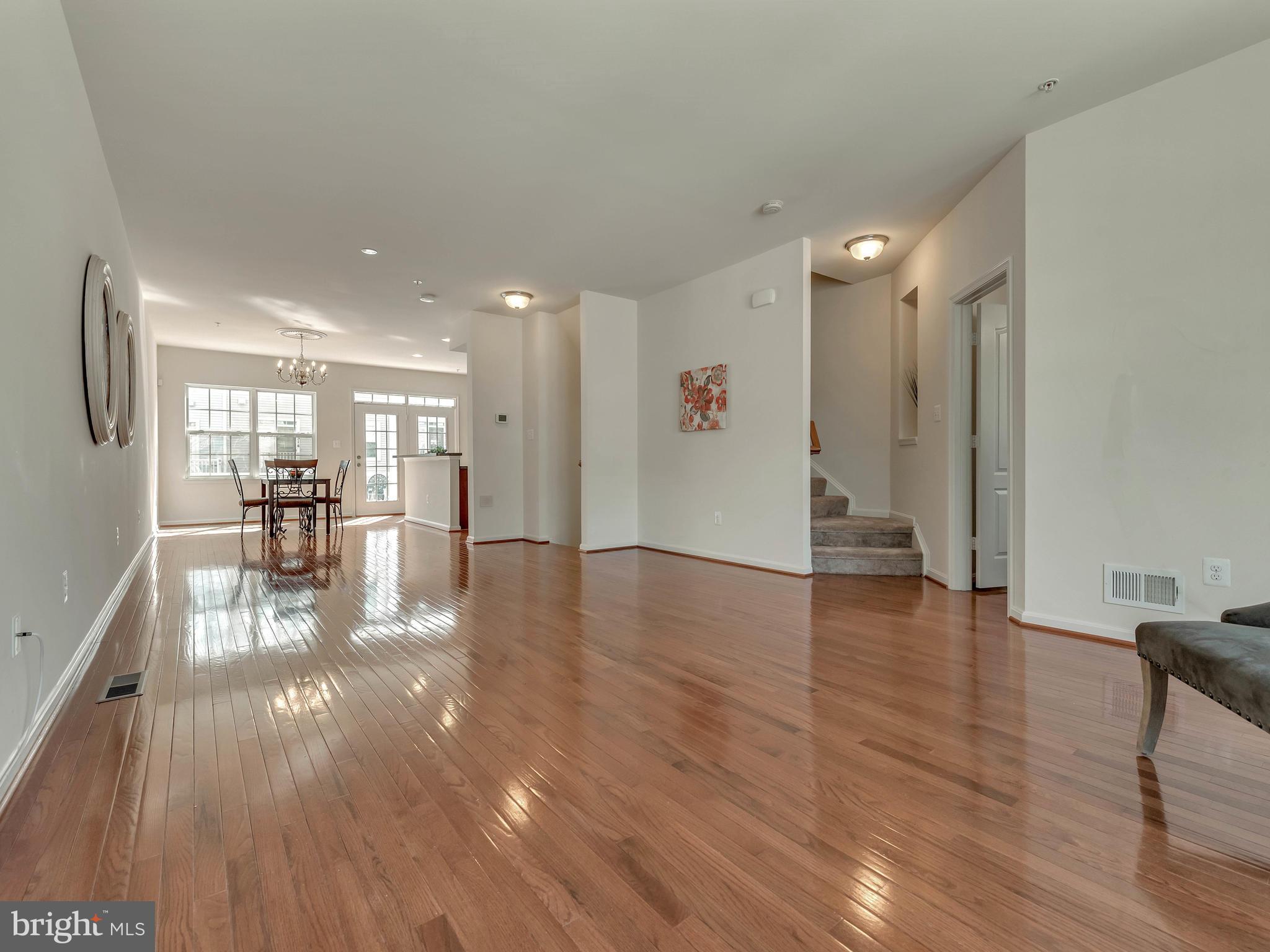 THE CRESCENT AT CHERRY LANE - Residential