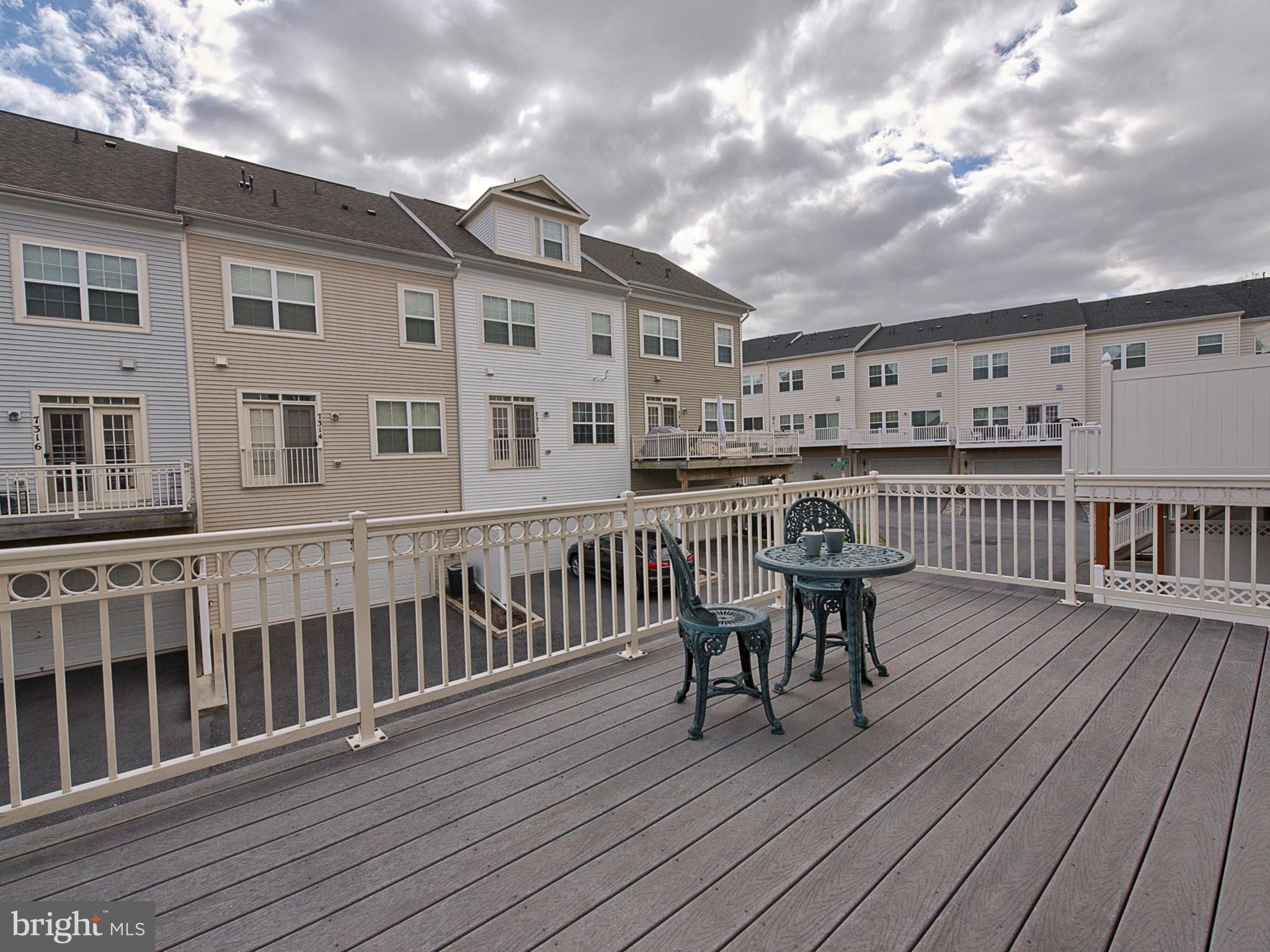 THE CRESCENT AT CHERRY LANE - Residential