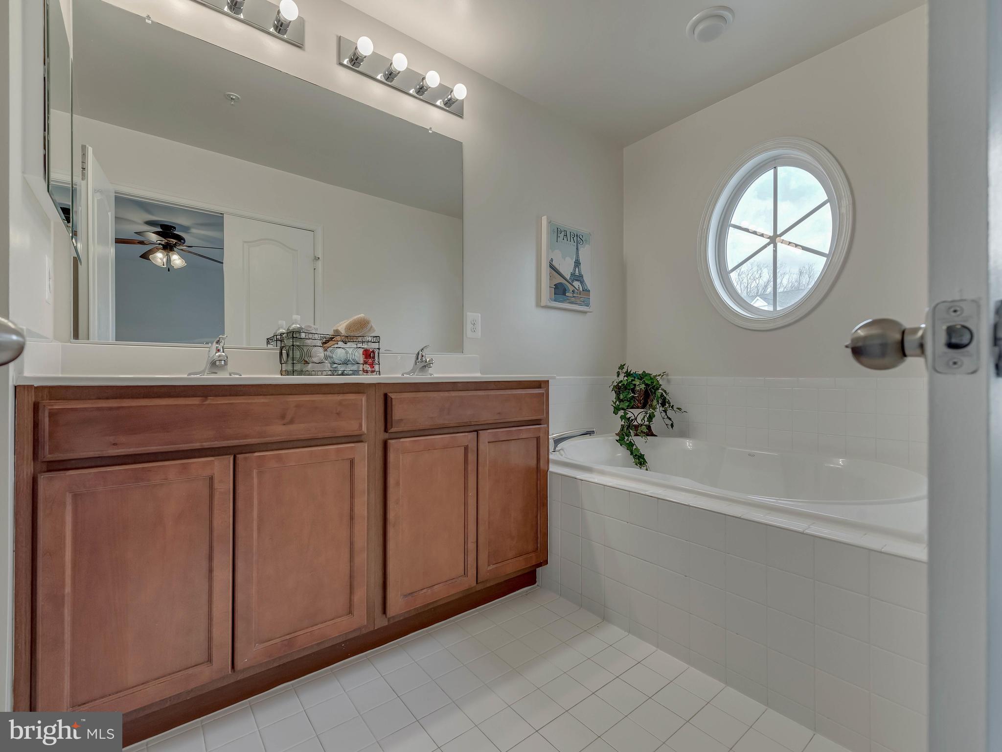 THE CRESCENT AT CHERRY LANE - Residential