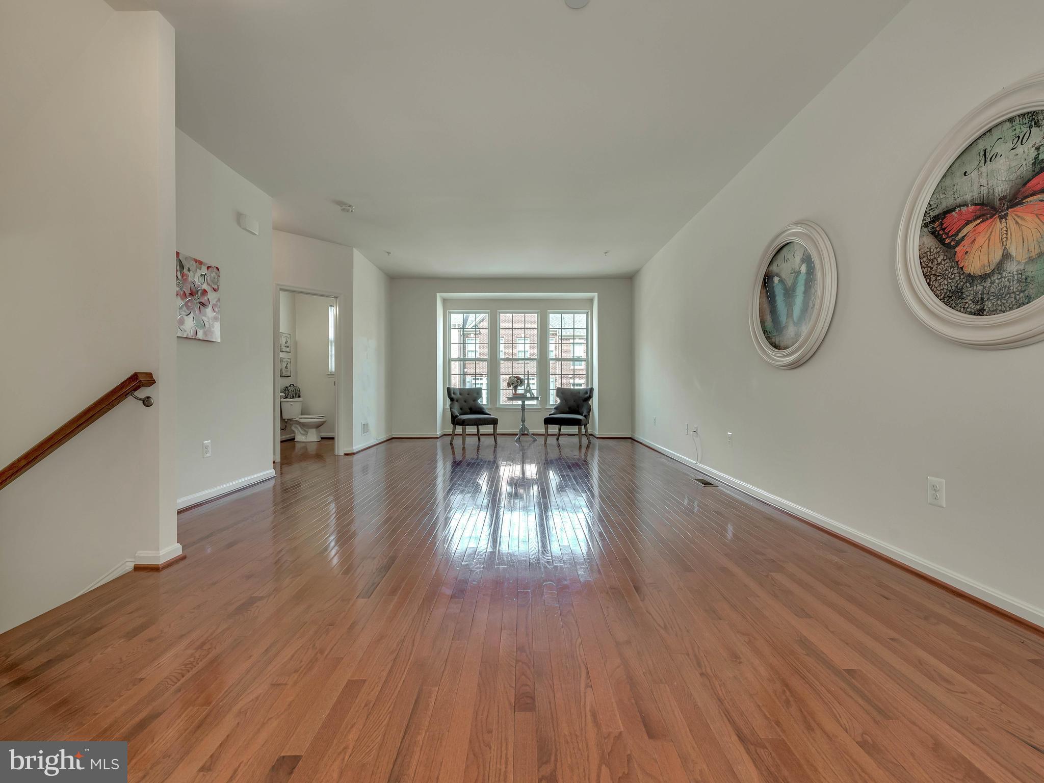 THE CRESCENT AT CHERRY LANE - Residential