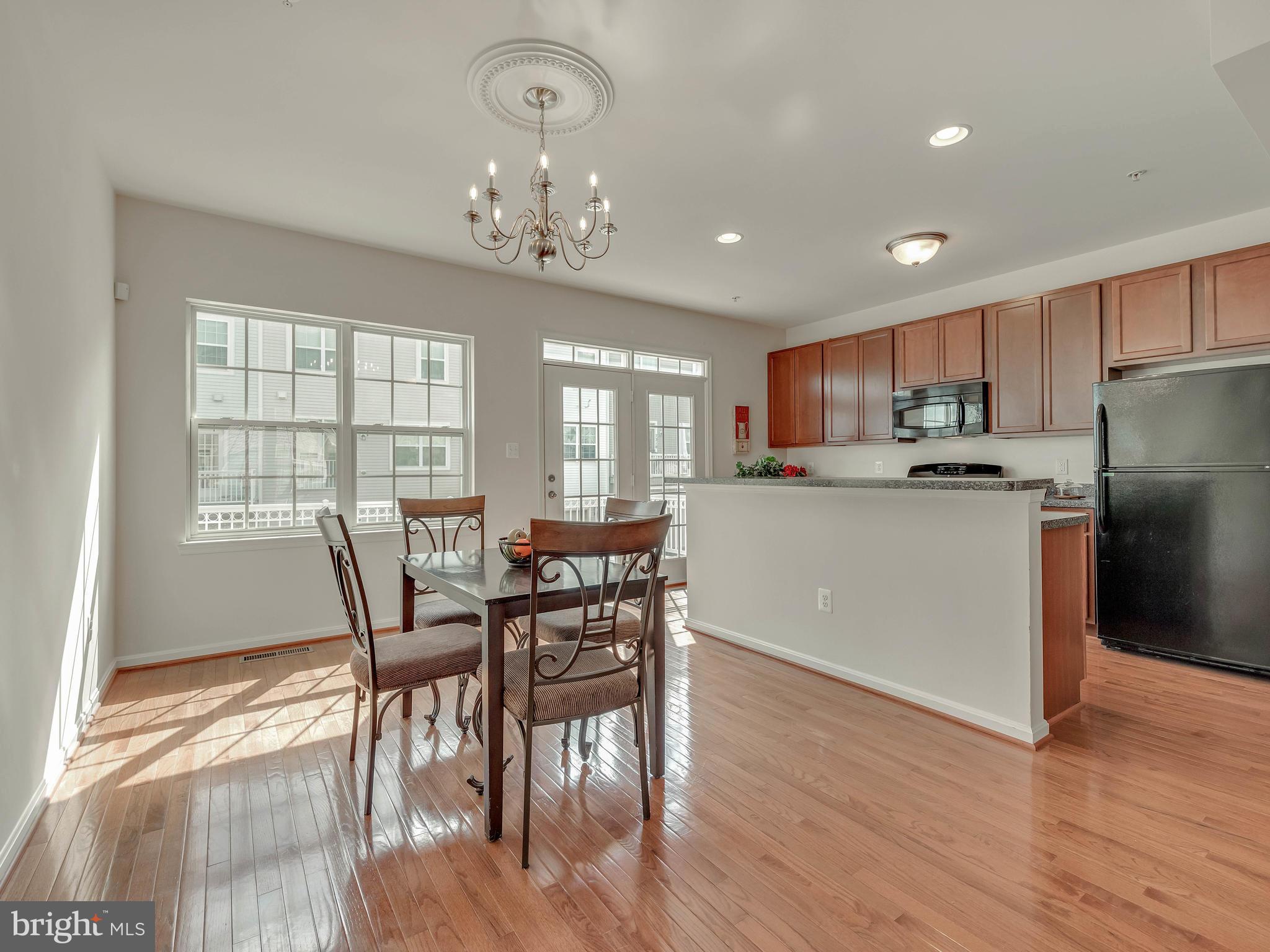 THE CRESCENT AT CHERRY LANE - Residential