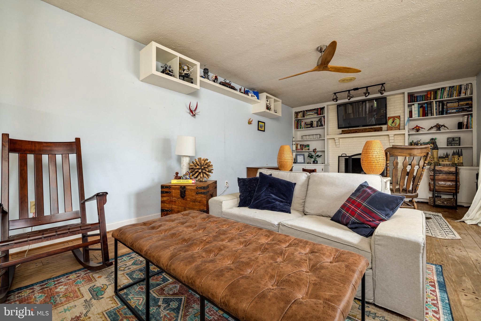 CEDAR KNOLL - Residential