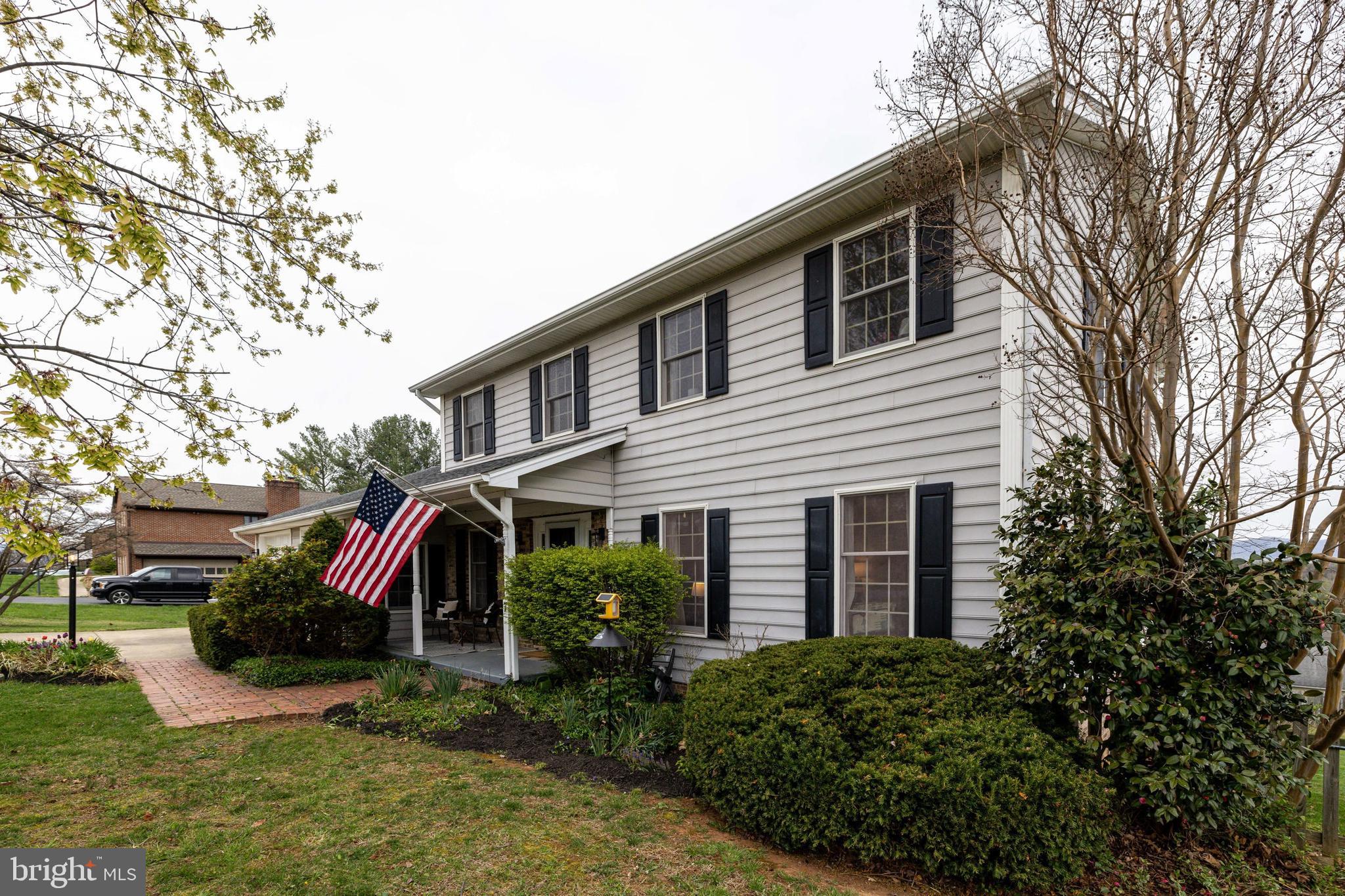 CEDAR KNOLL - Residential