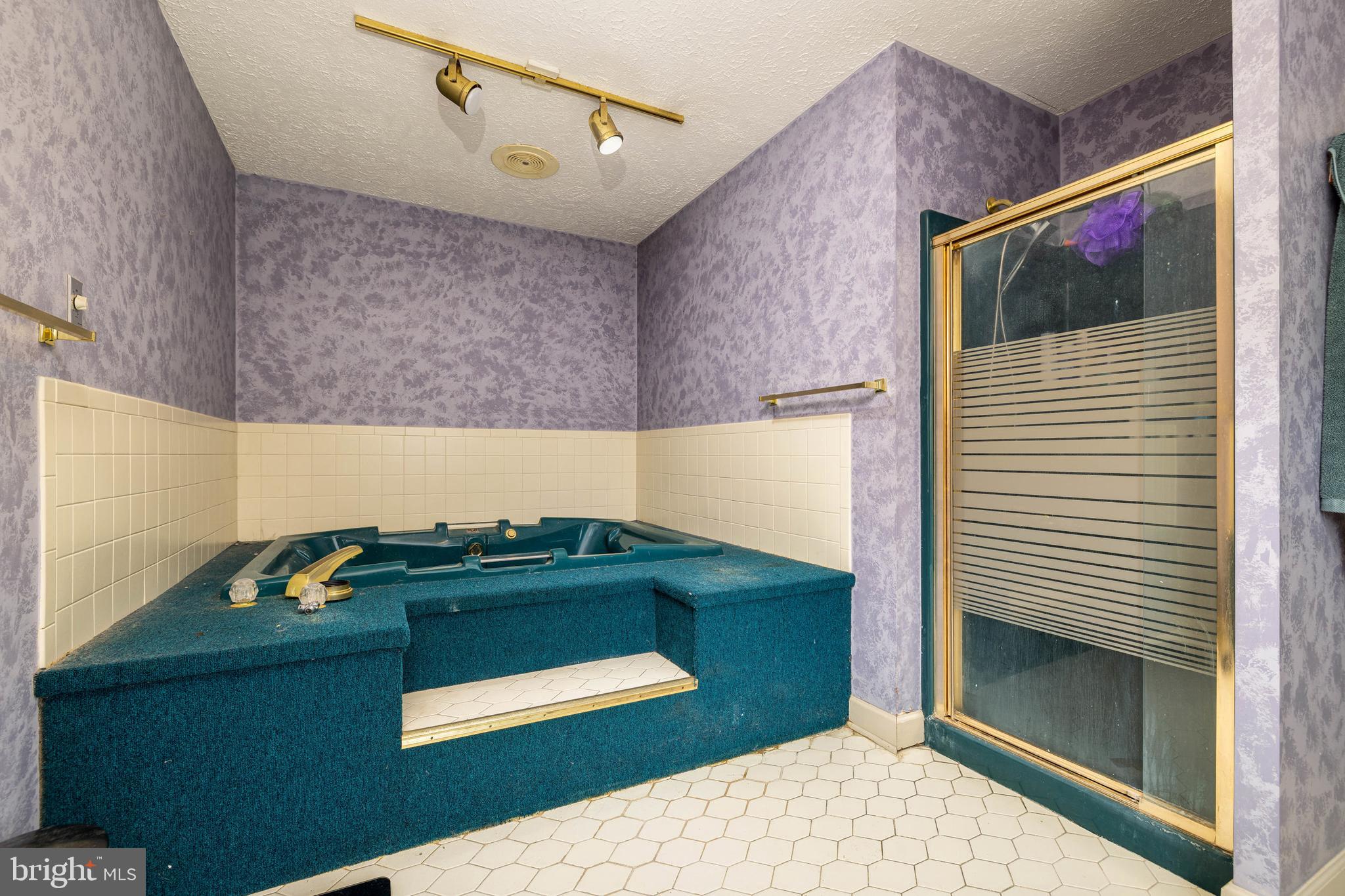 CEDAR KNOLL - Residential