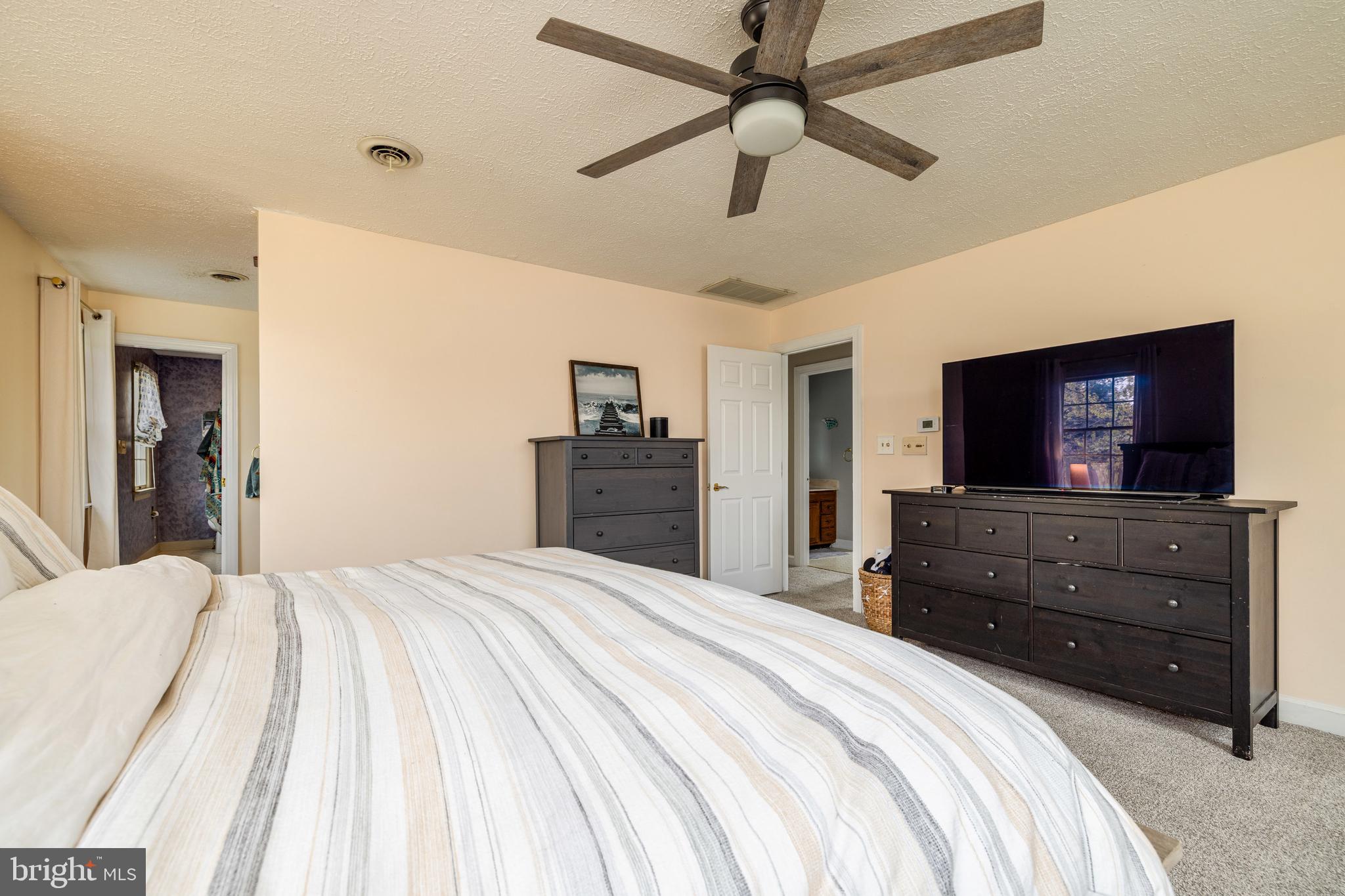 CEDAR KNOLL - Residential