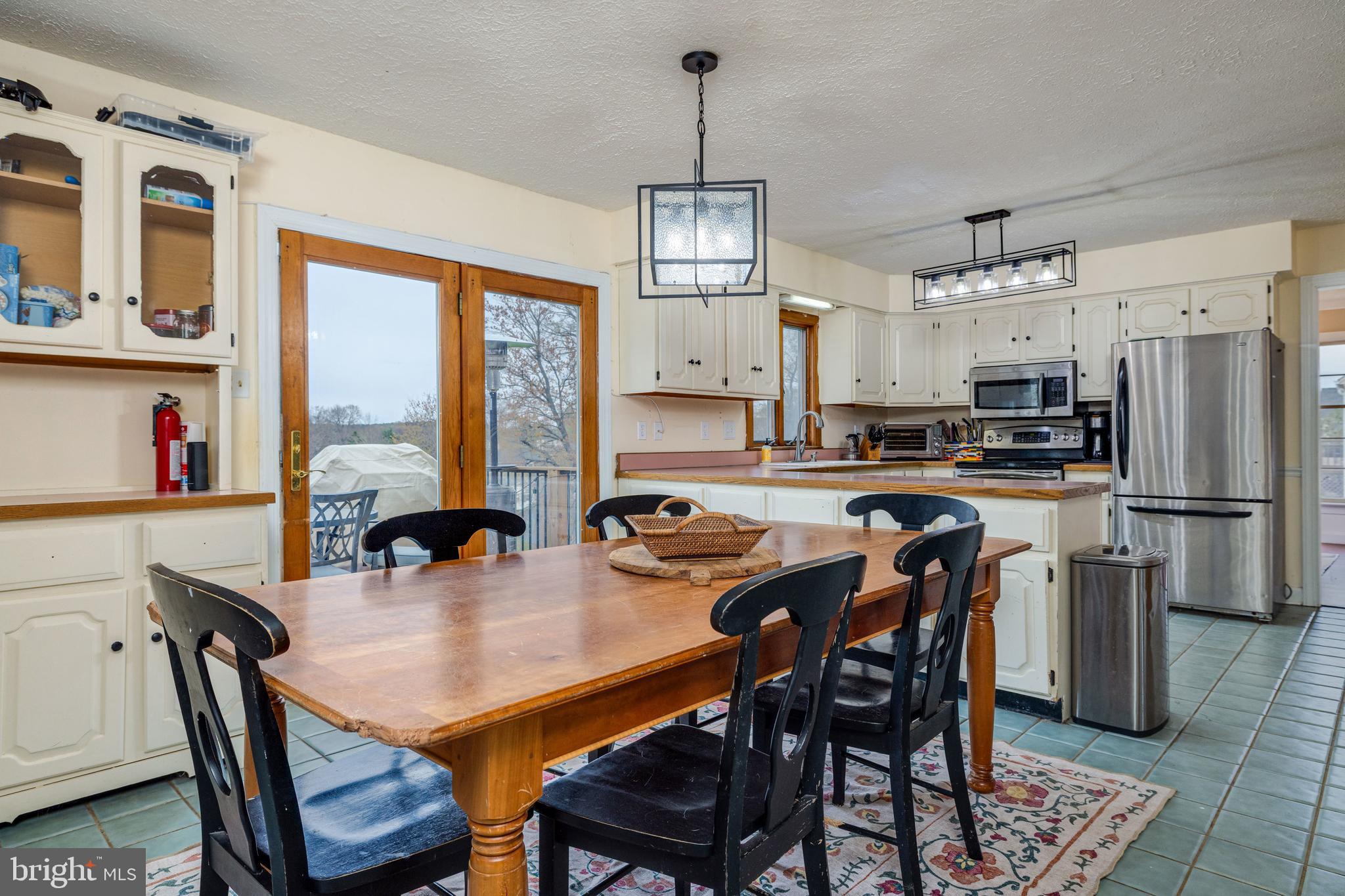 CEDAR KNOLL - Residential