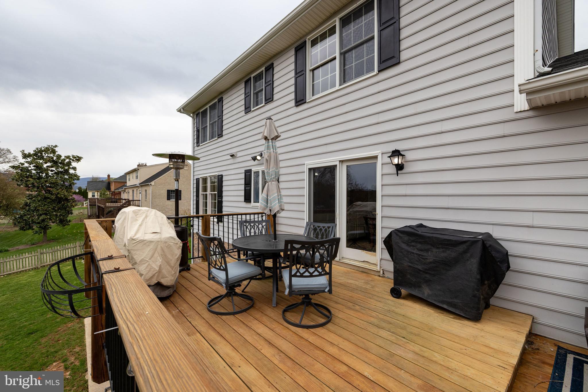 CEDAR KNOLL - Residential