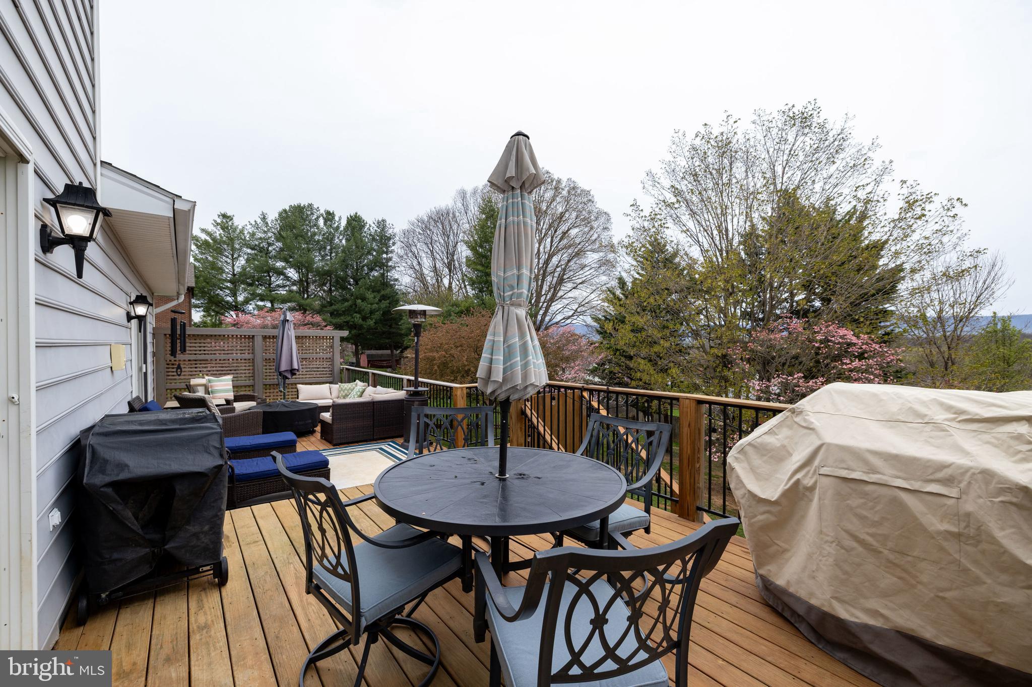 CEDAR KNOLL - Residential